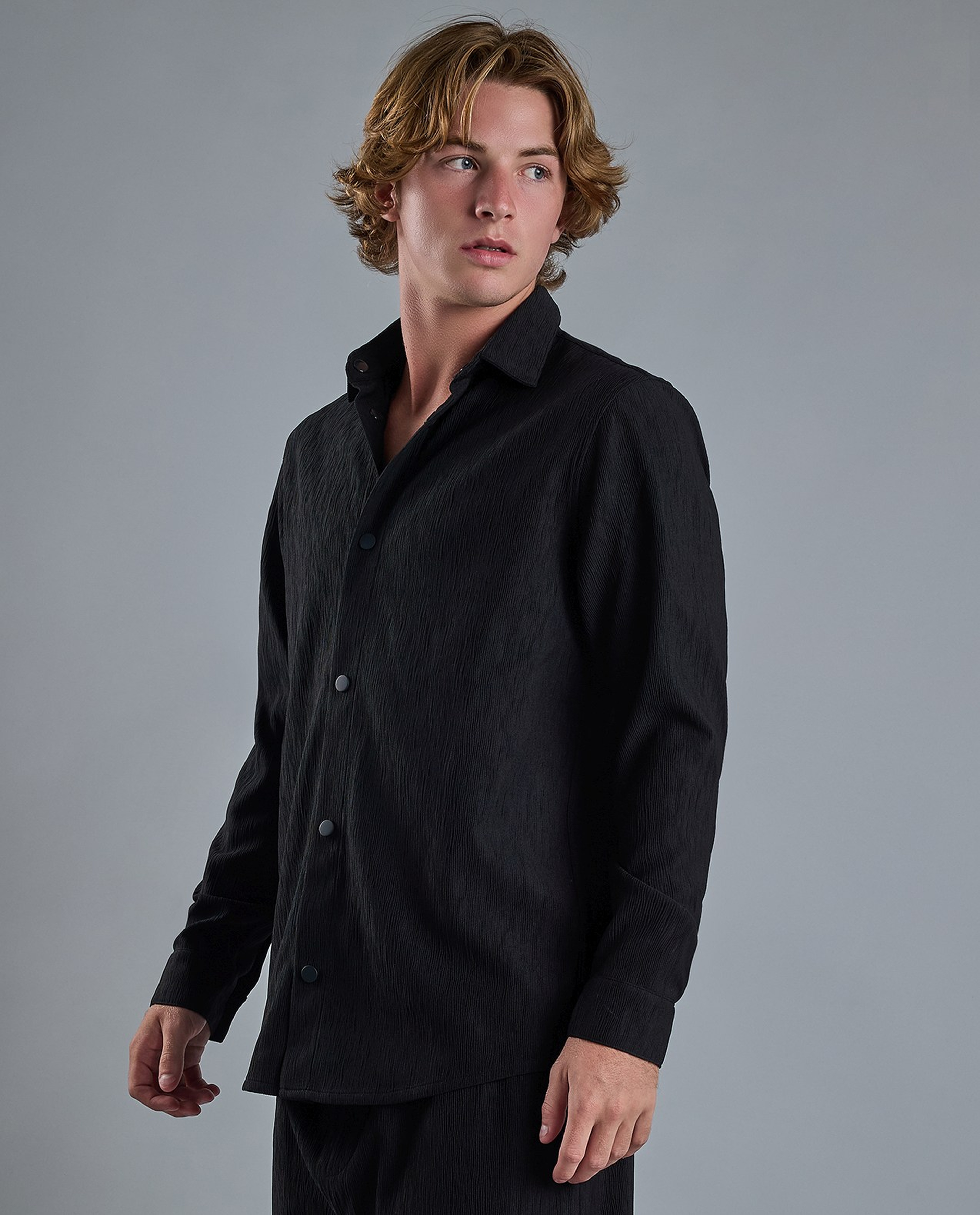 Textured Shirt with Classic Collar and Long Sleeves