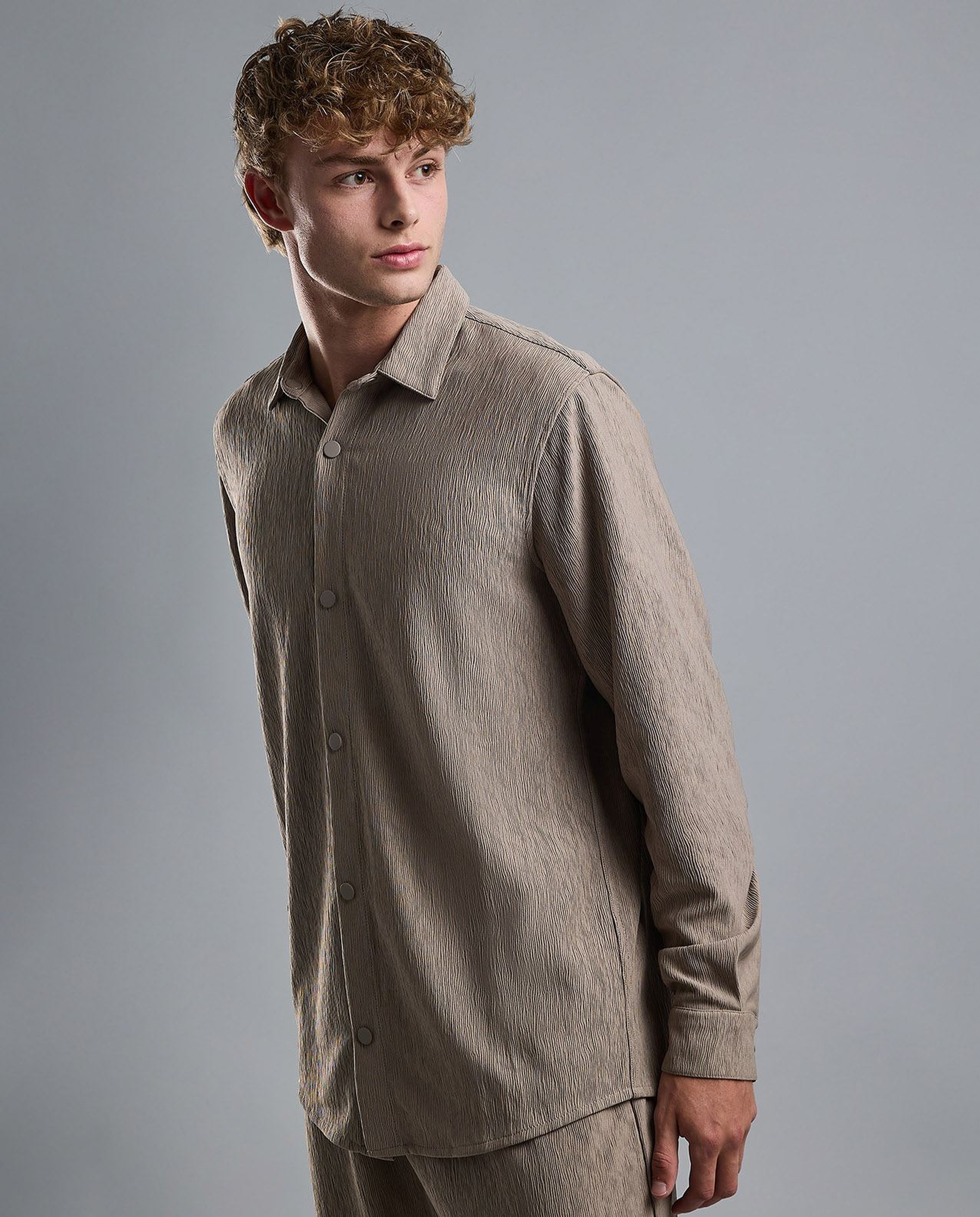 Textured Shirt with Classic Collar and Long Sleeves