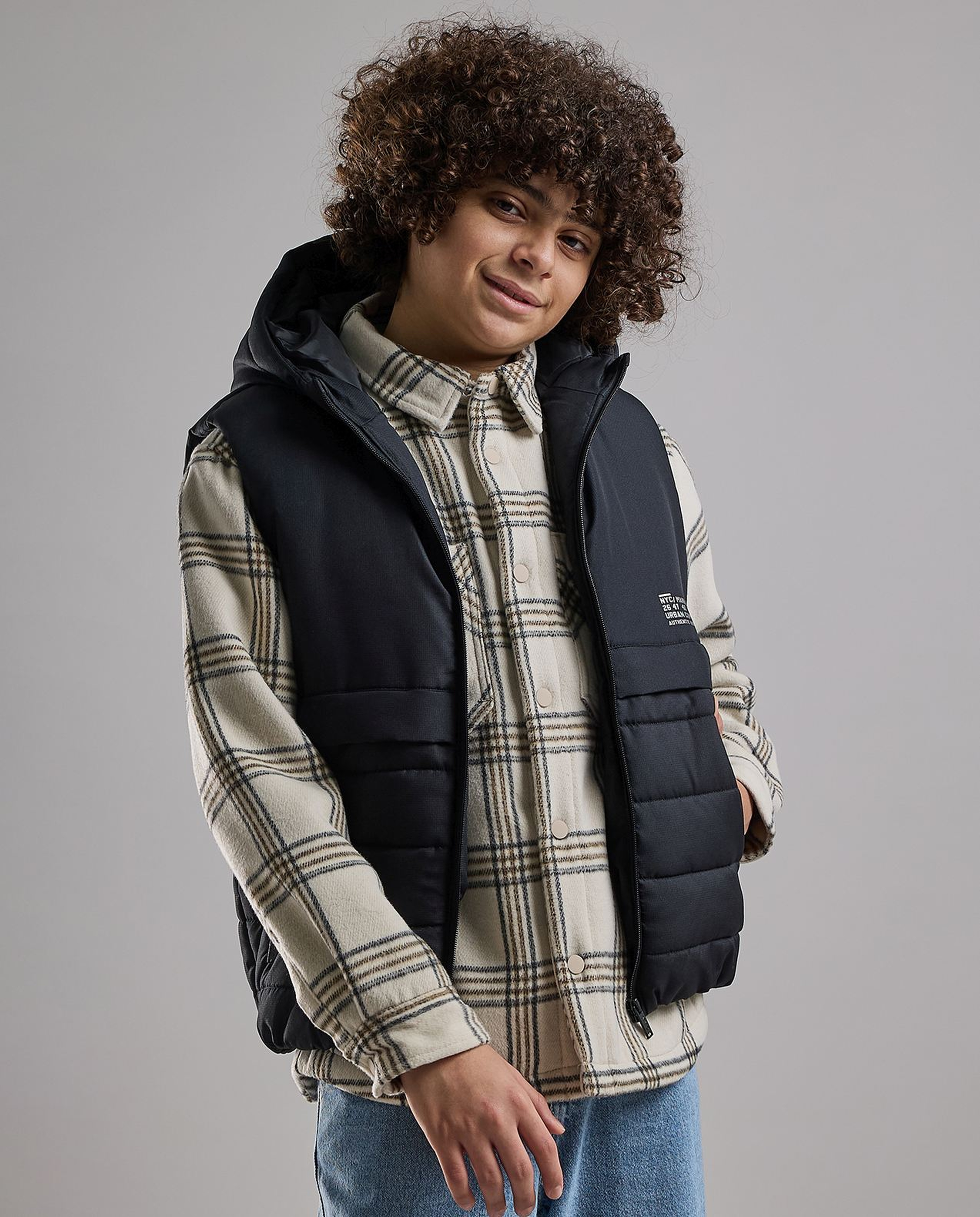 Quilted Hooded Gilet with Zipper Closure