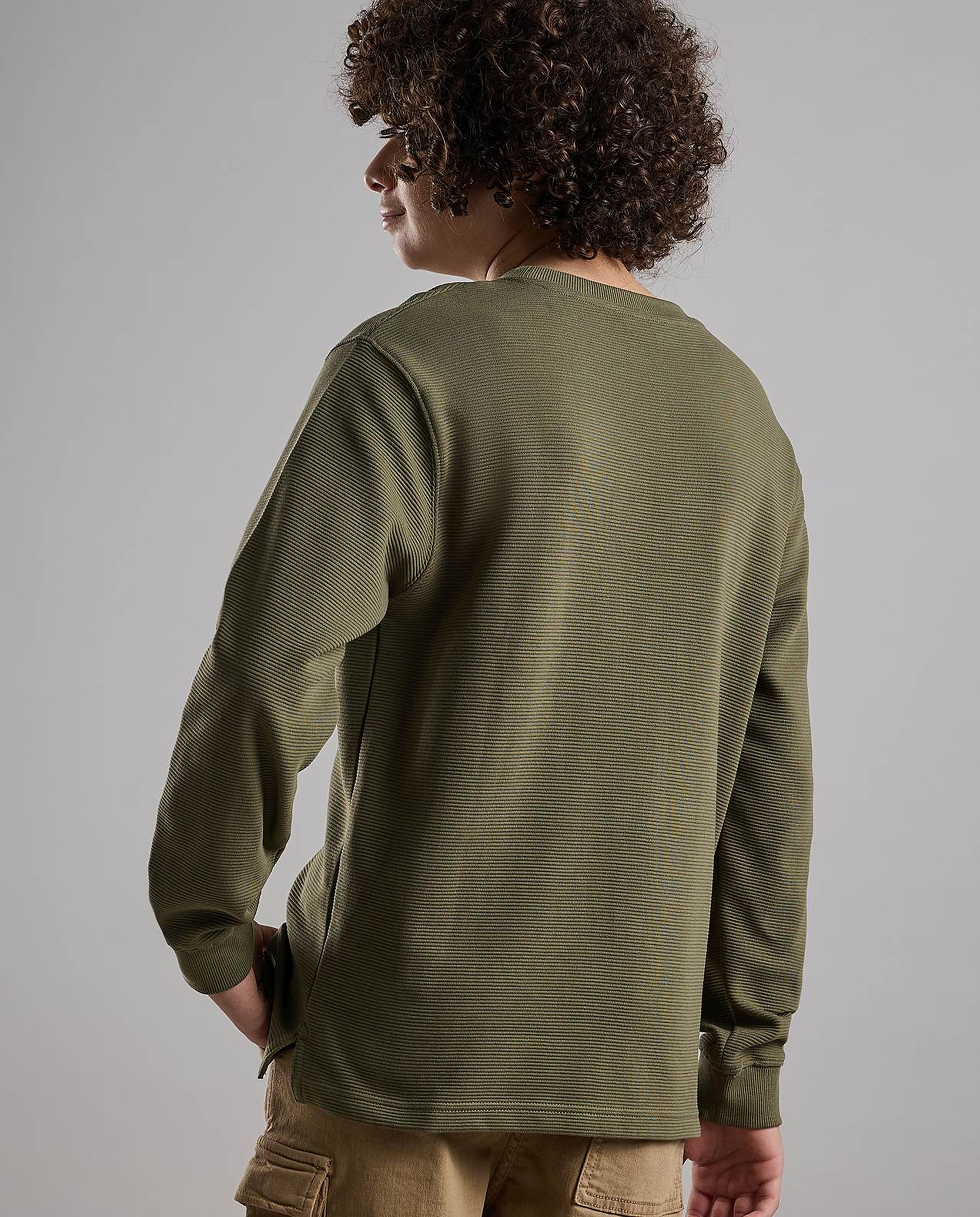 Solid T-Shirt with Crew Neck and Long Sleeves