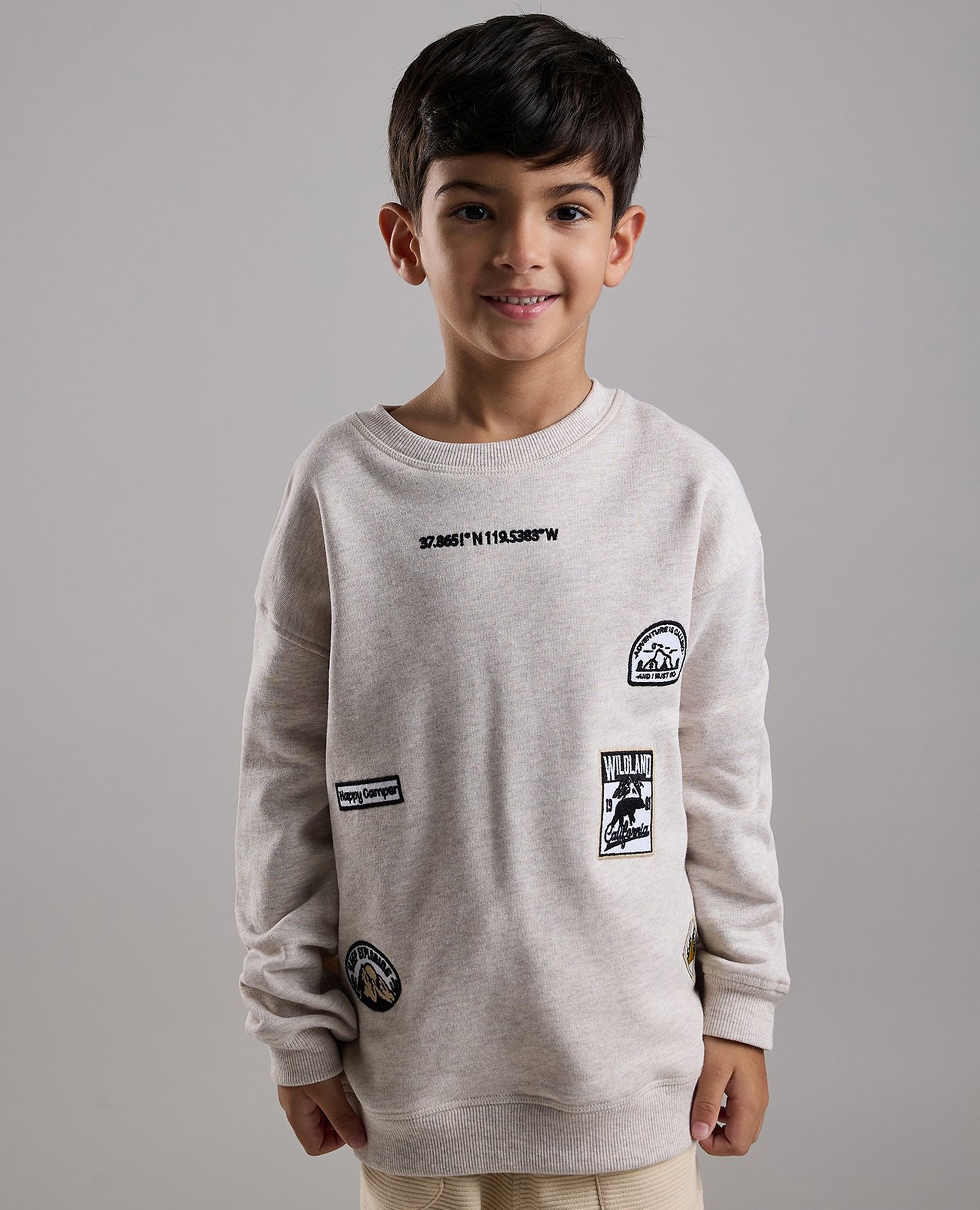 Embroidered Sweatshirt with Crew Neck and Long Sleeves