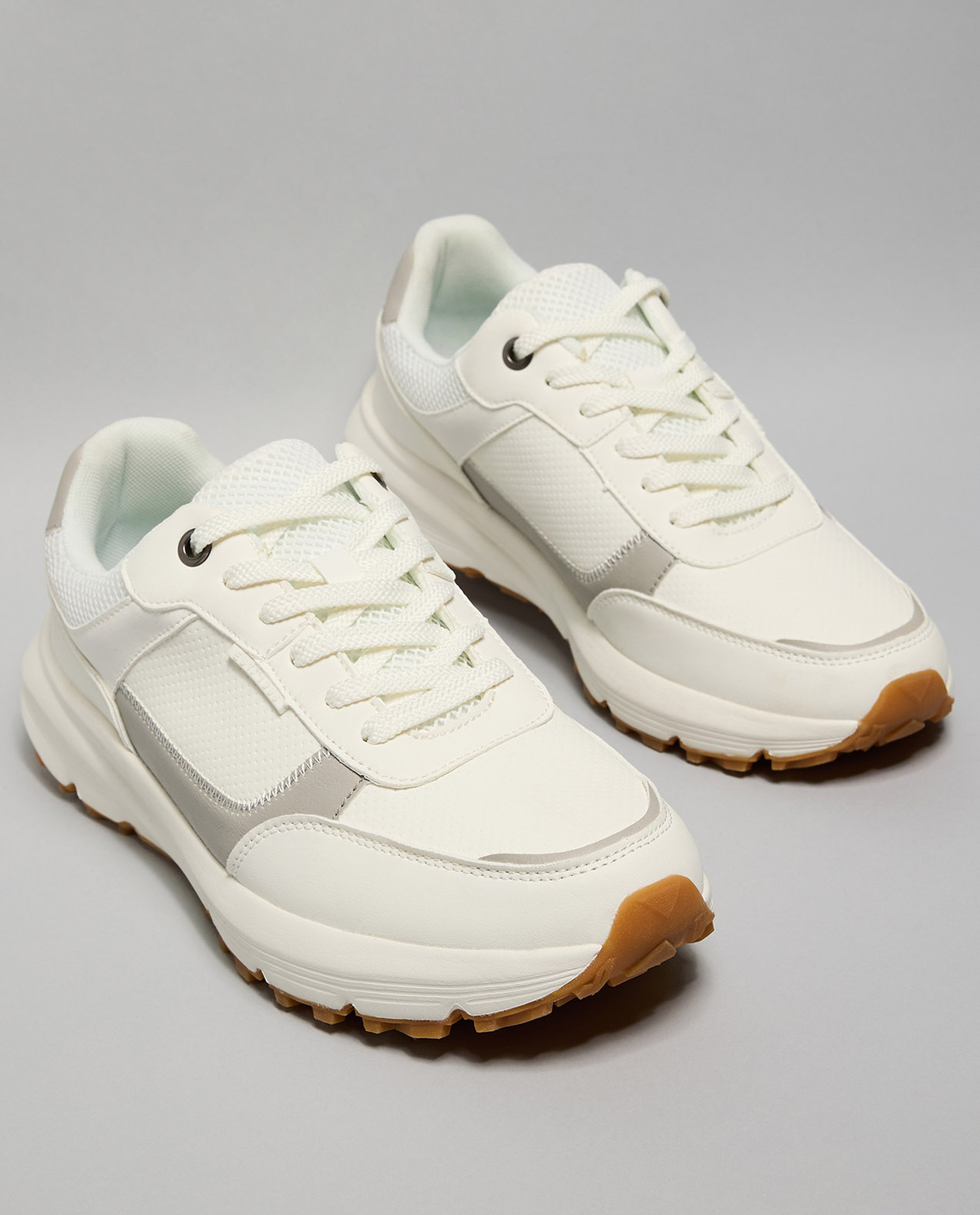 Color Block Lace Up Sneakers