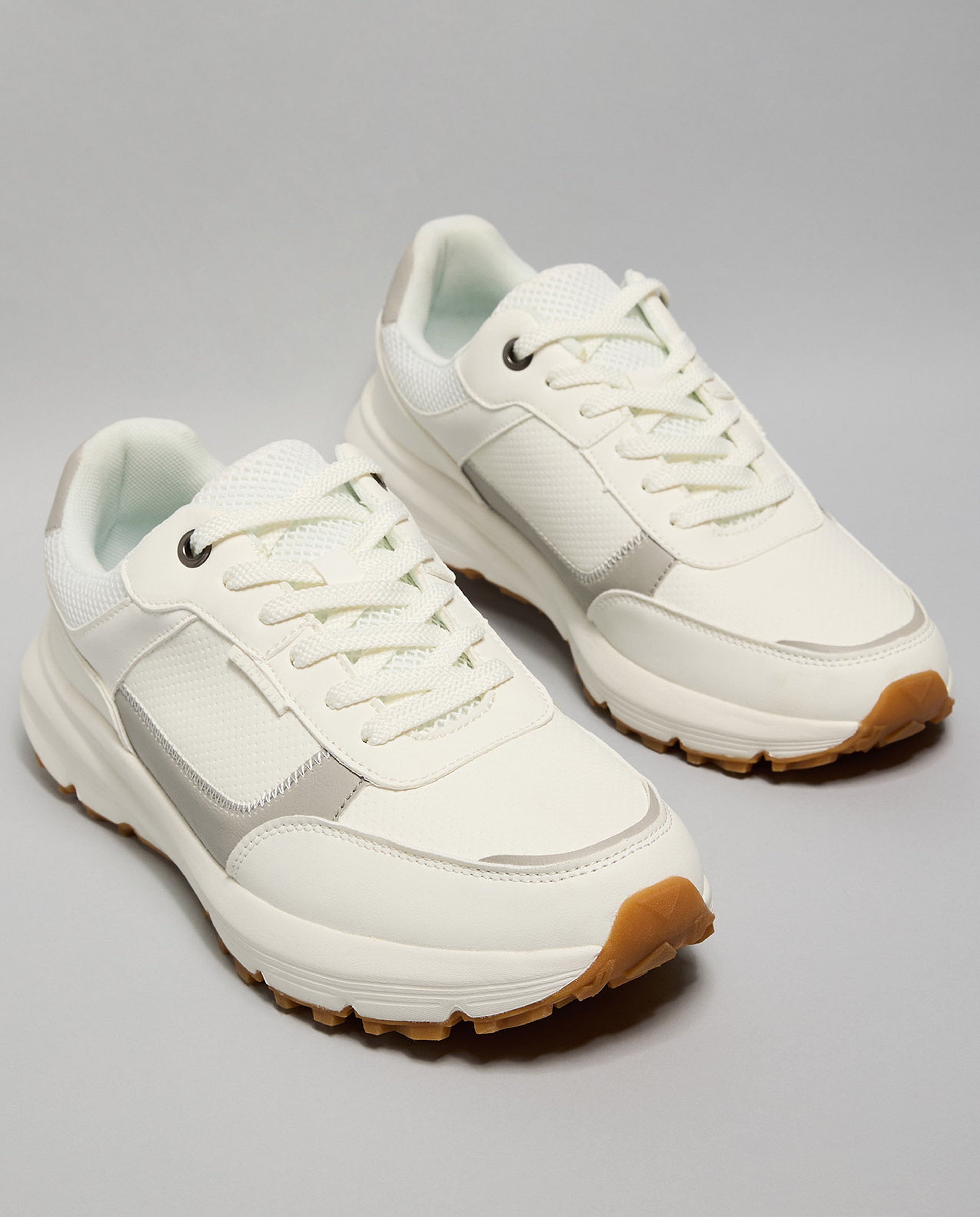 Color Block Lace Up Sneakers