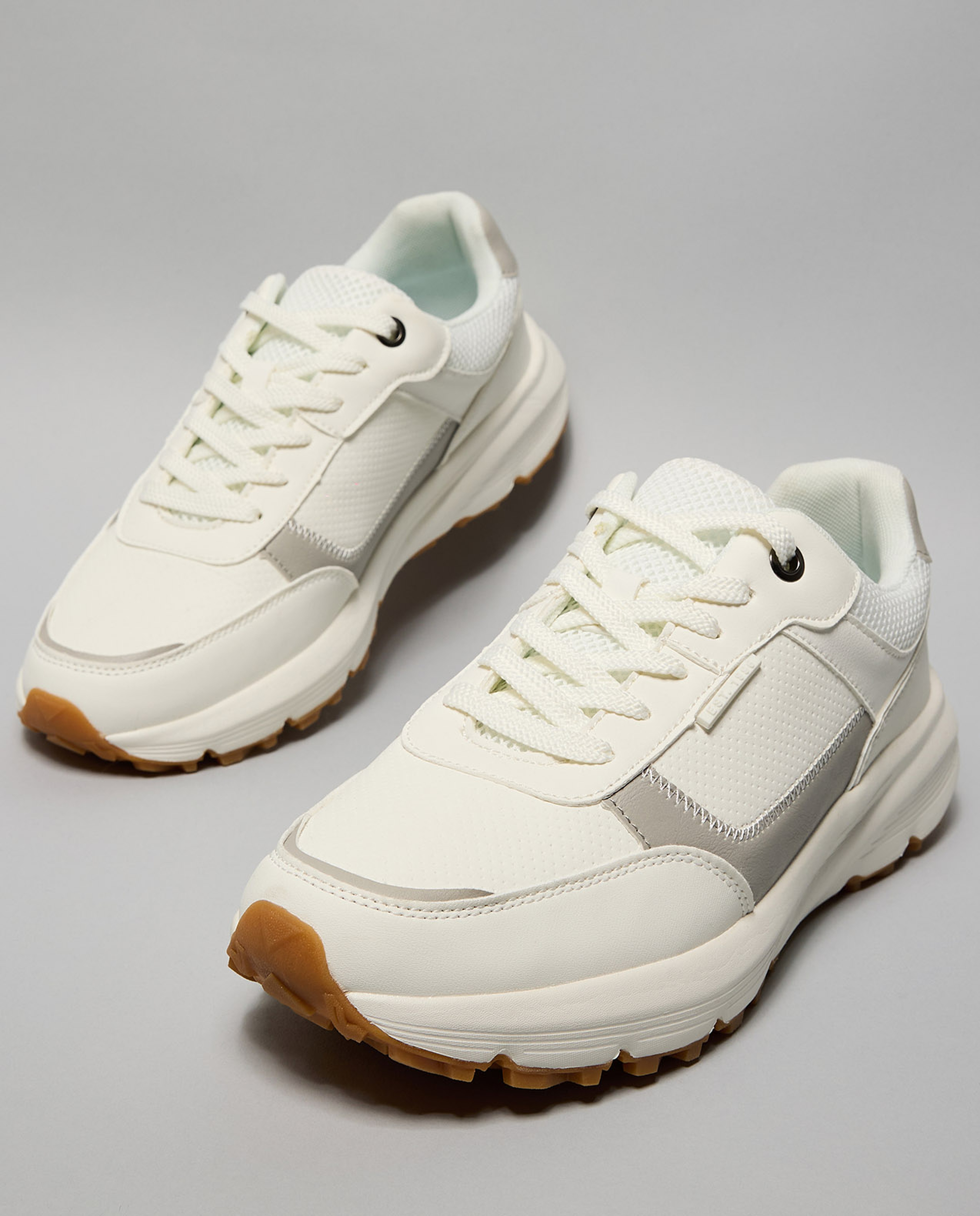 Color Block Lace Up Sneakers