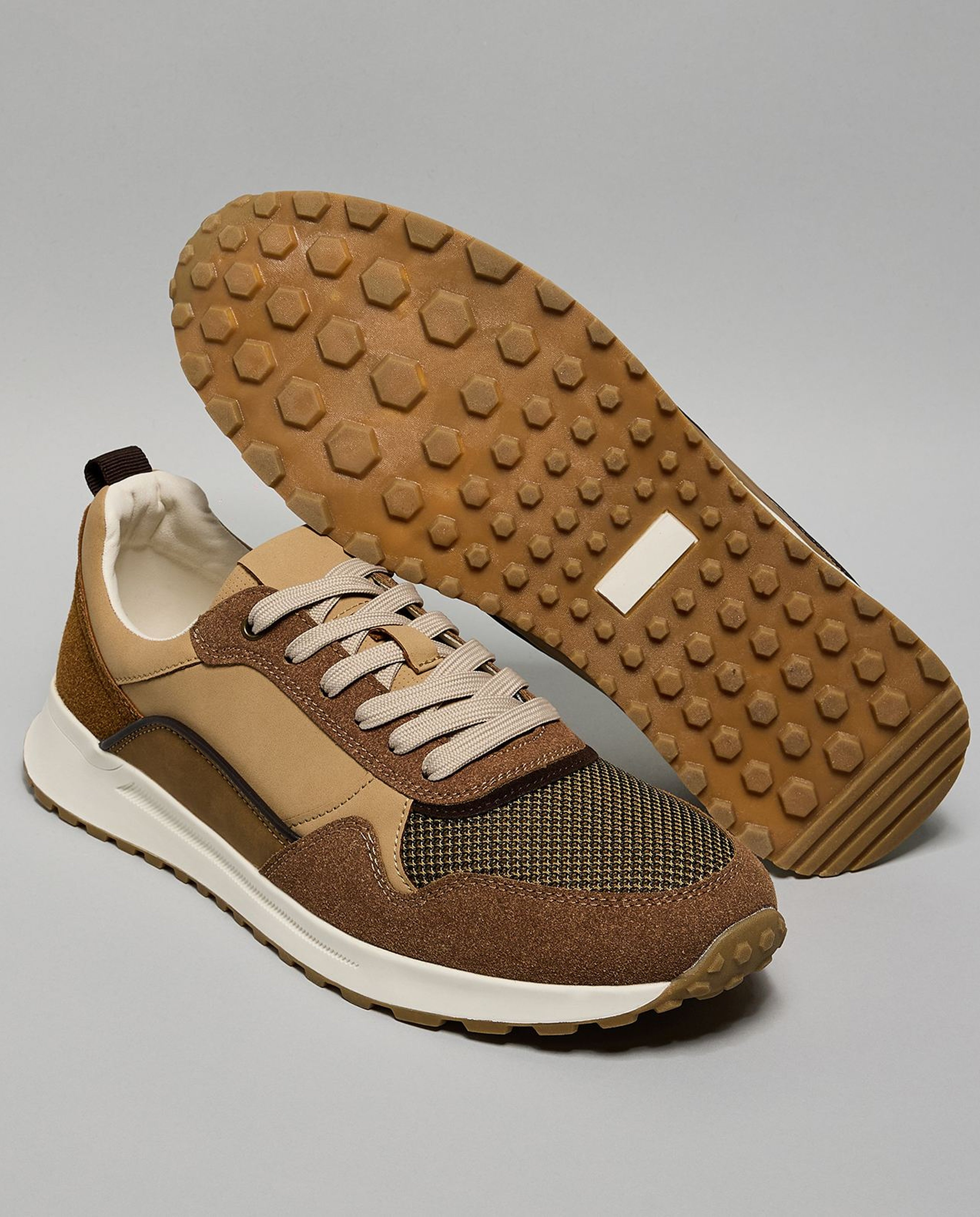 Color Block Low Top Sneakers