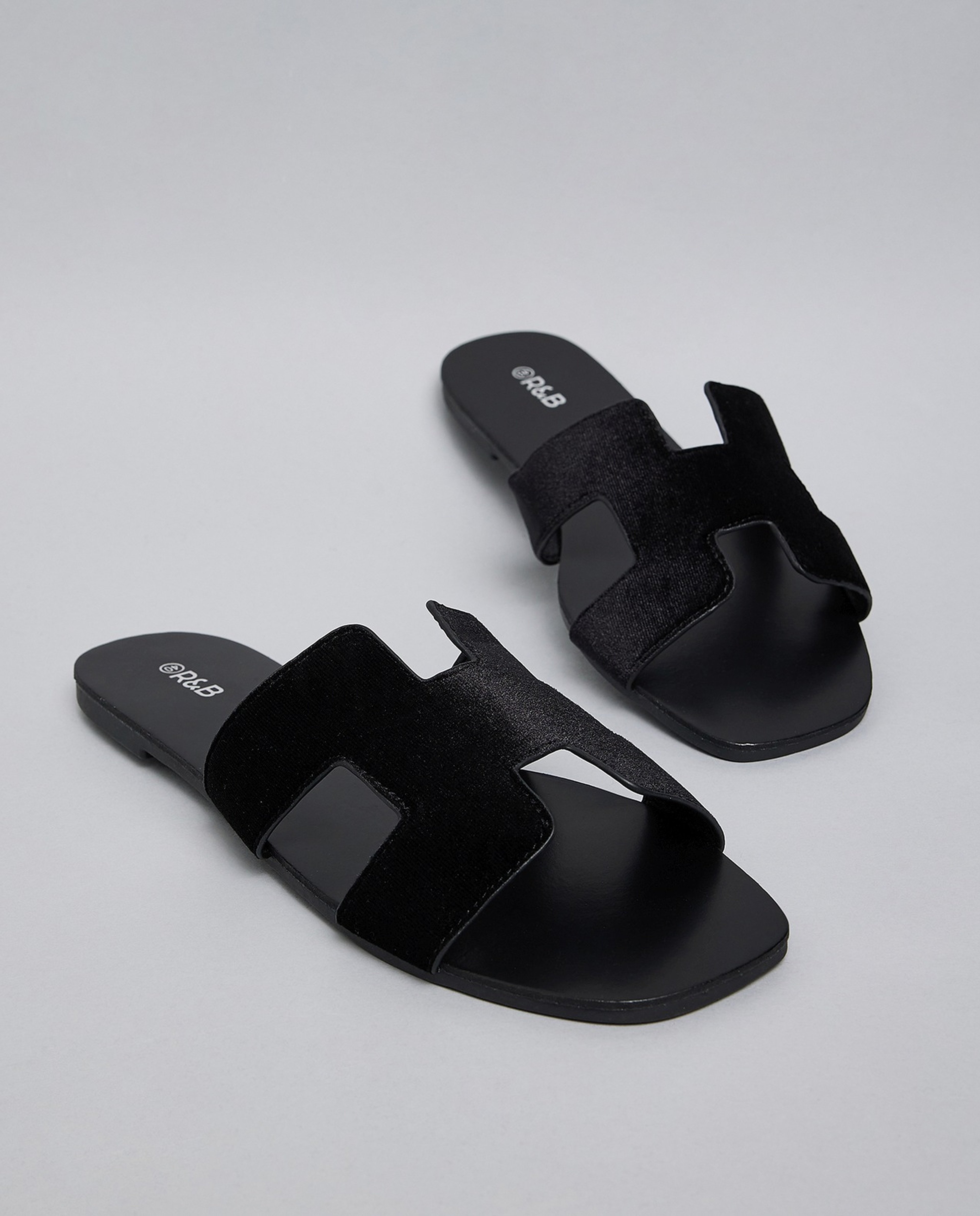 Cut-Out Flat Sandals