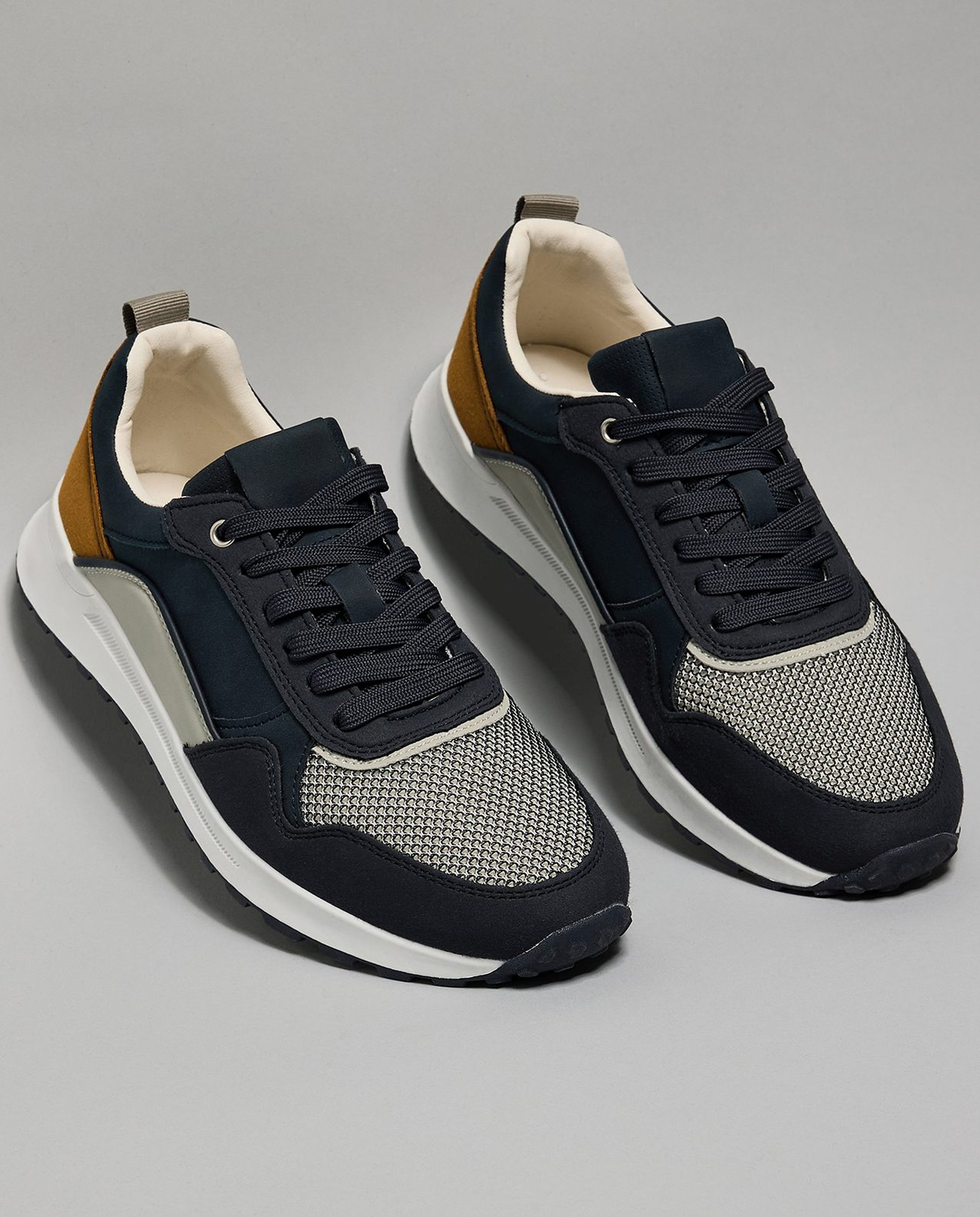 Color Block Low Top Sneakers