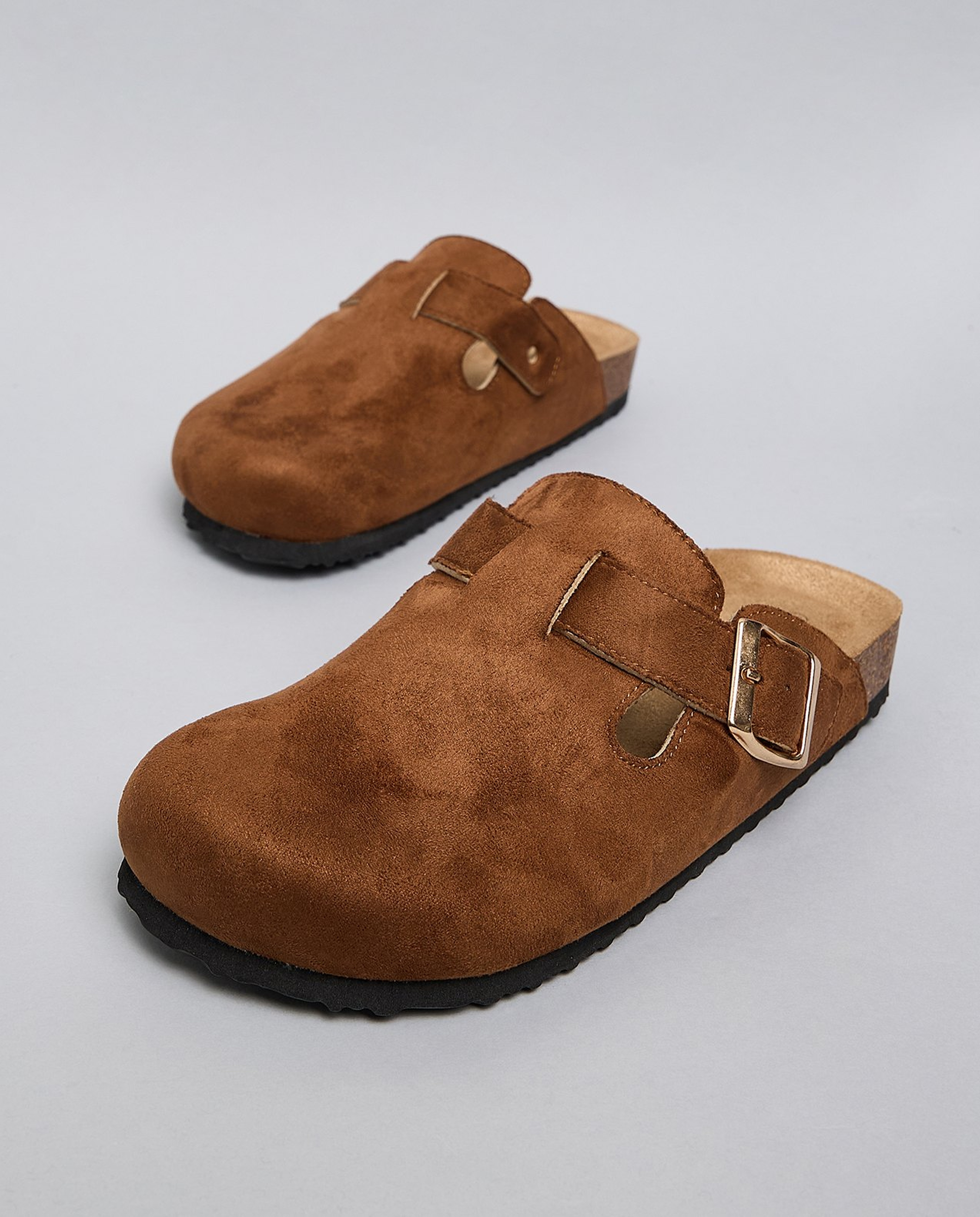 Textured Clogs