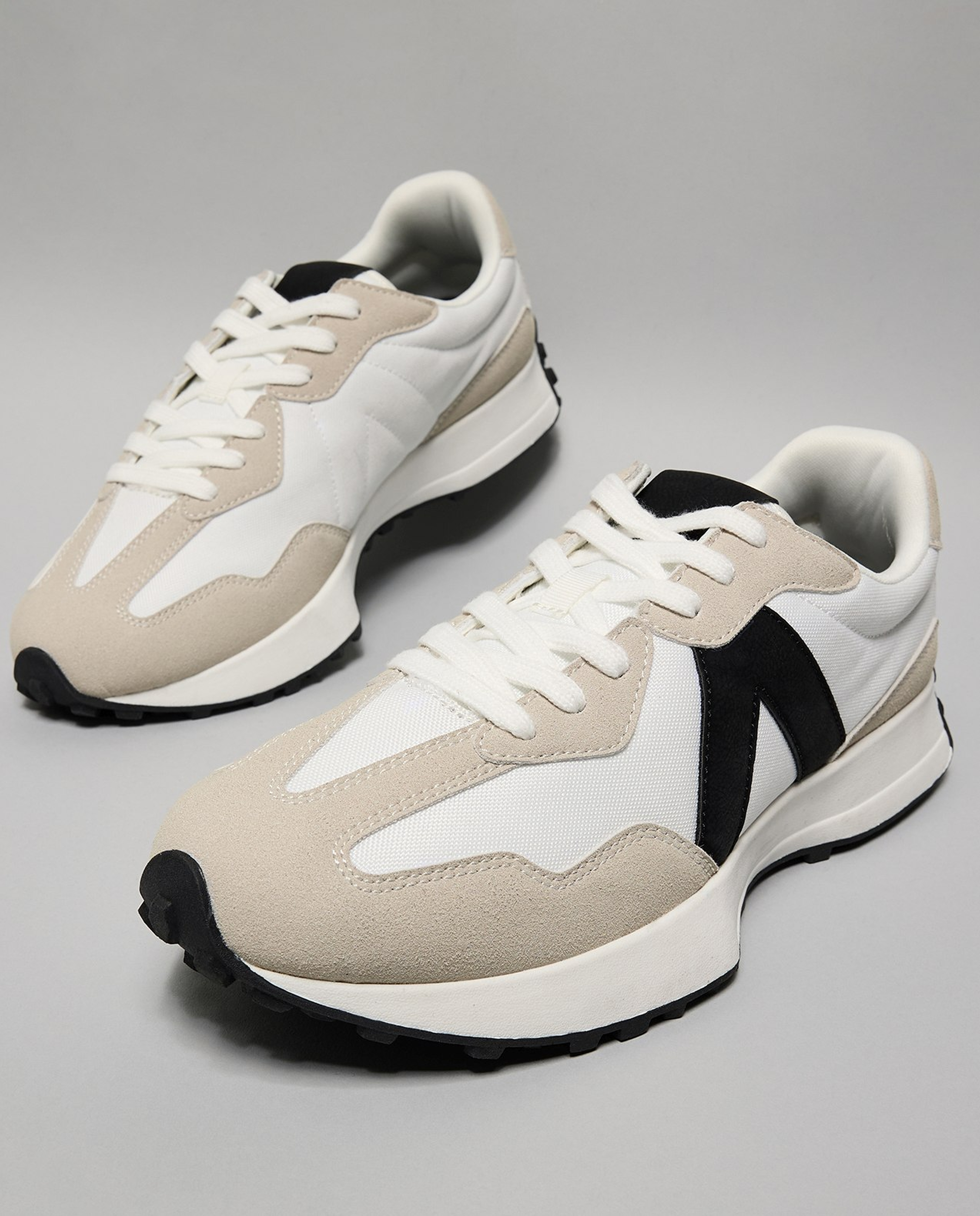 Color Block Lace Up Sneakers