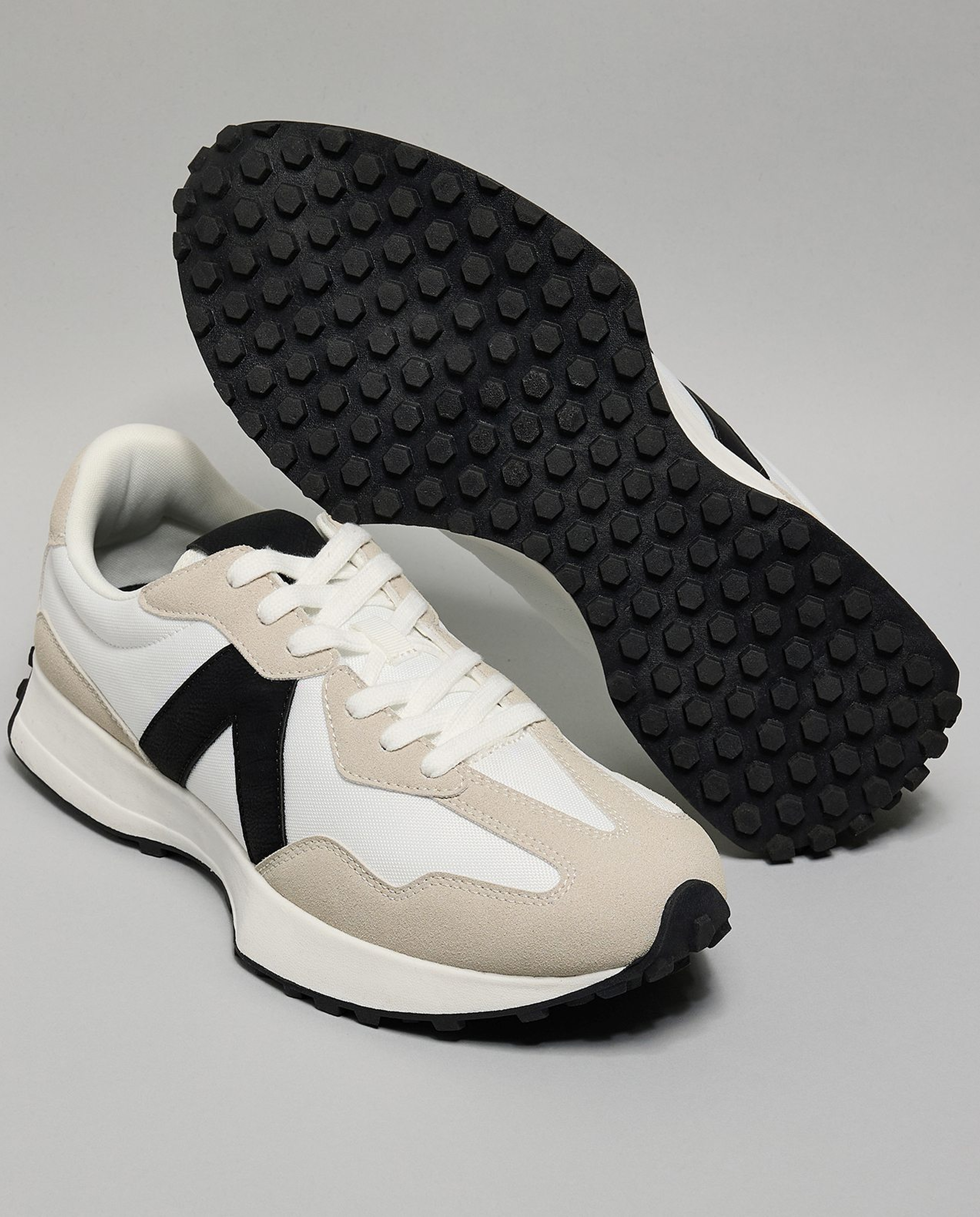 Color Block Lace Up Sneakers