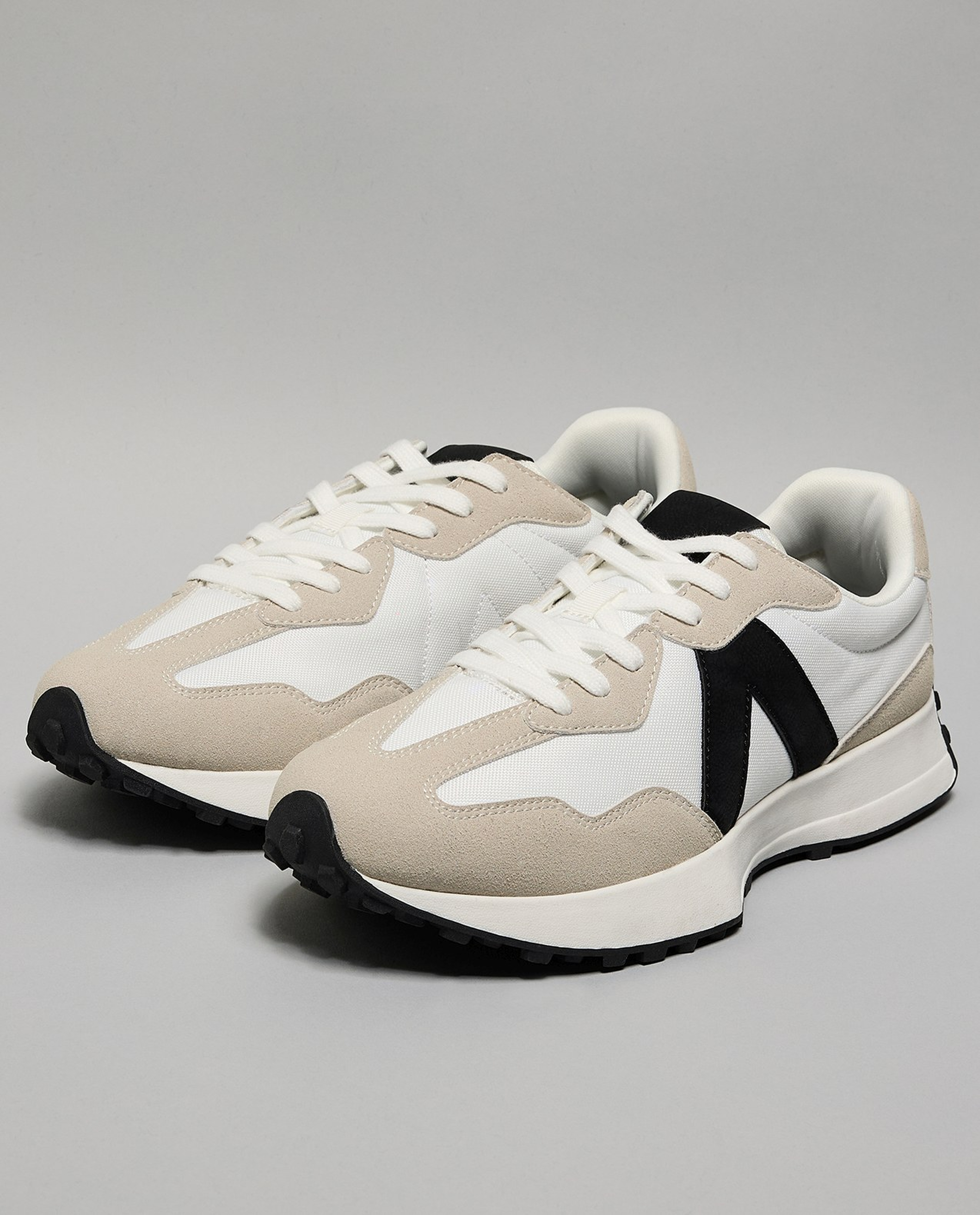 Color Block Lace Up Sneakers