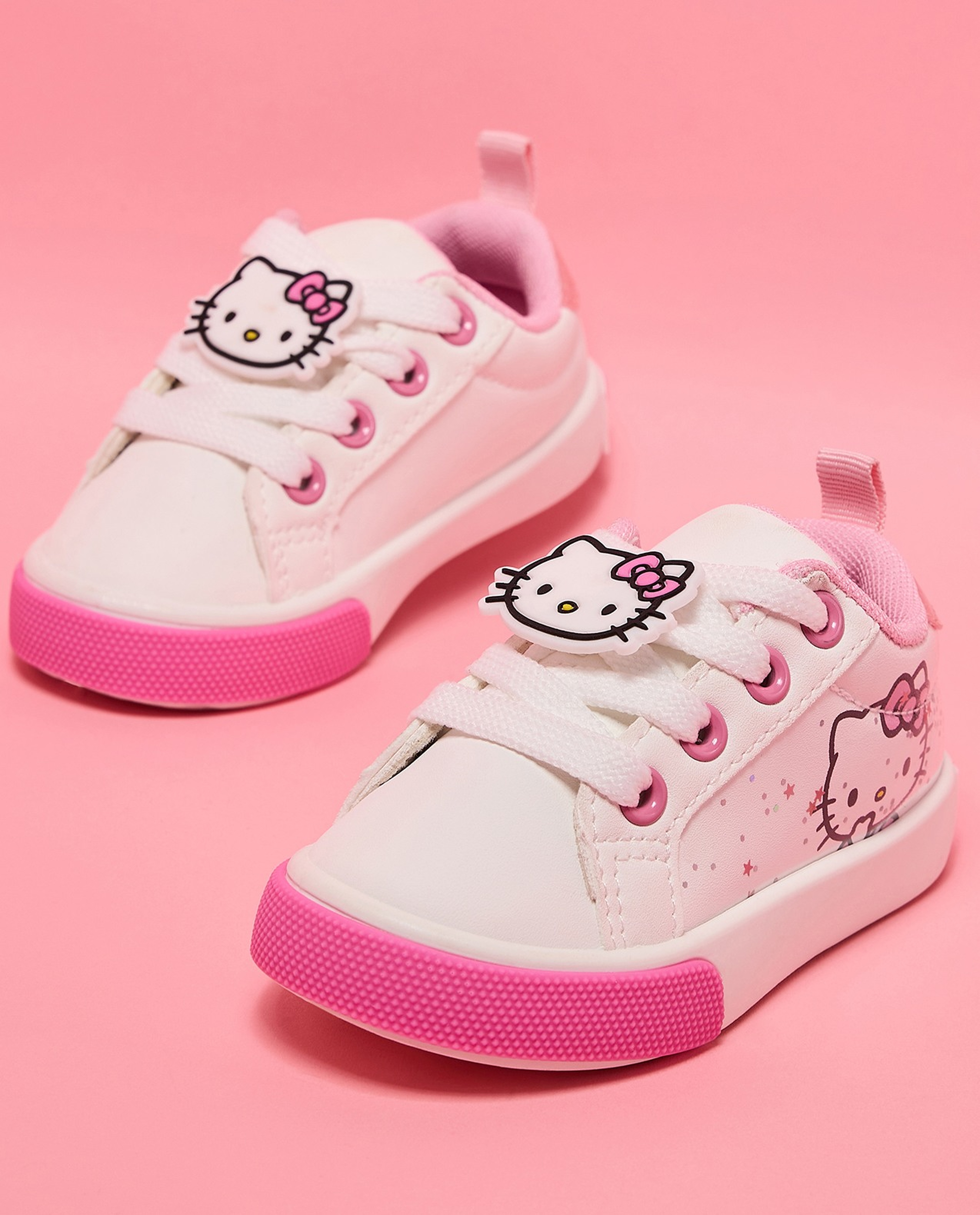 Hello Kitty Low Top Sneakers