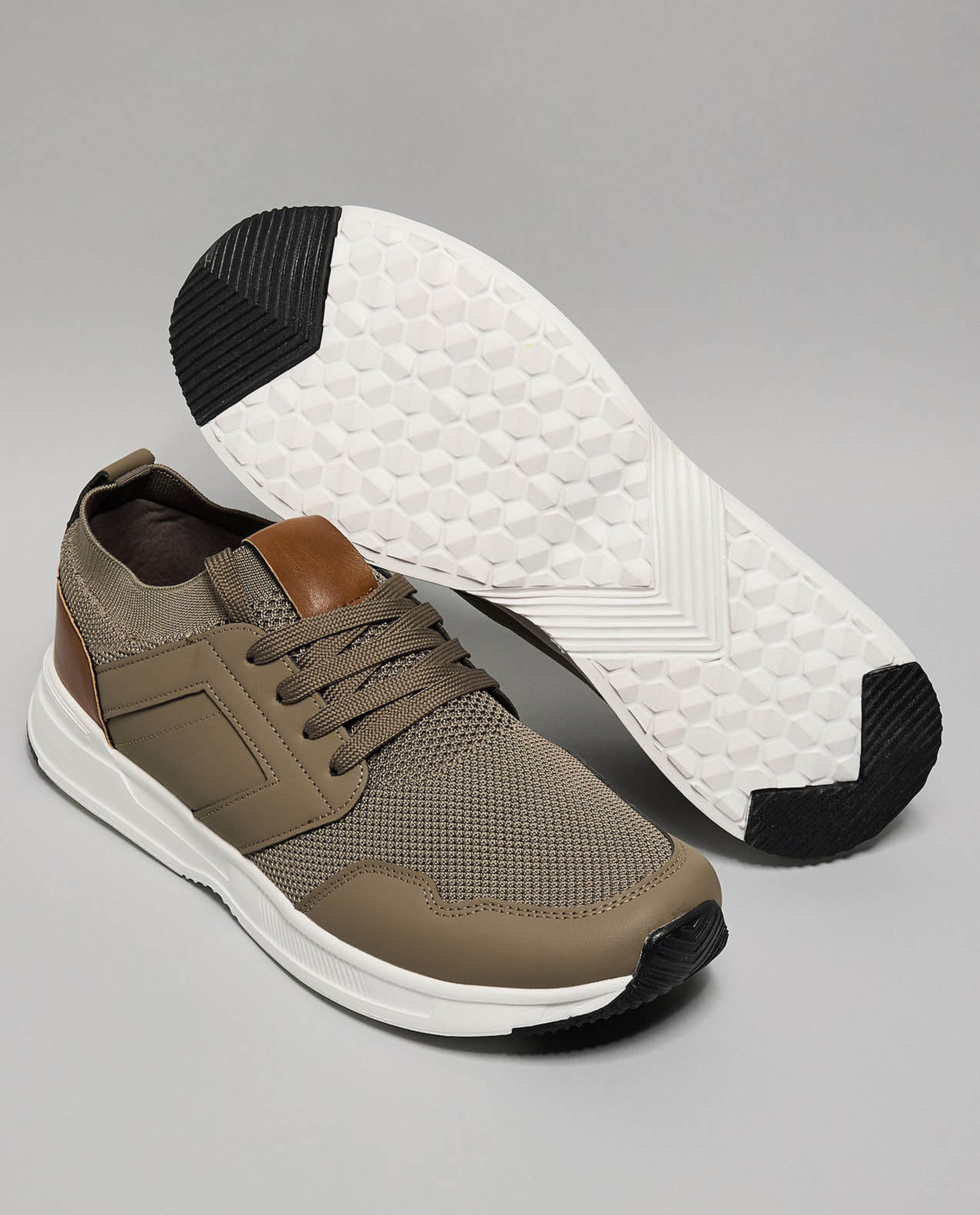 Color Block Lace Up Sneakers