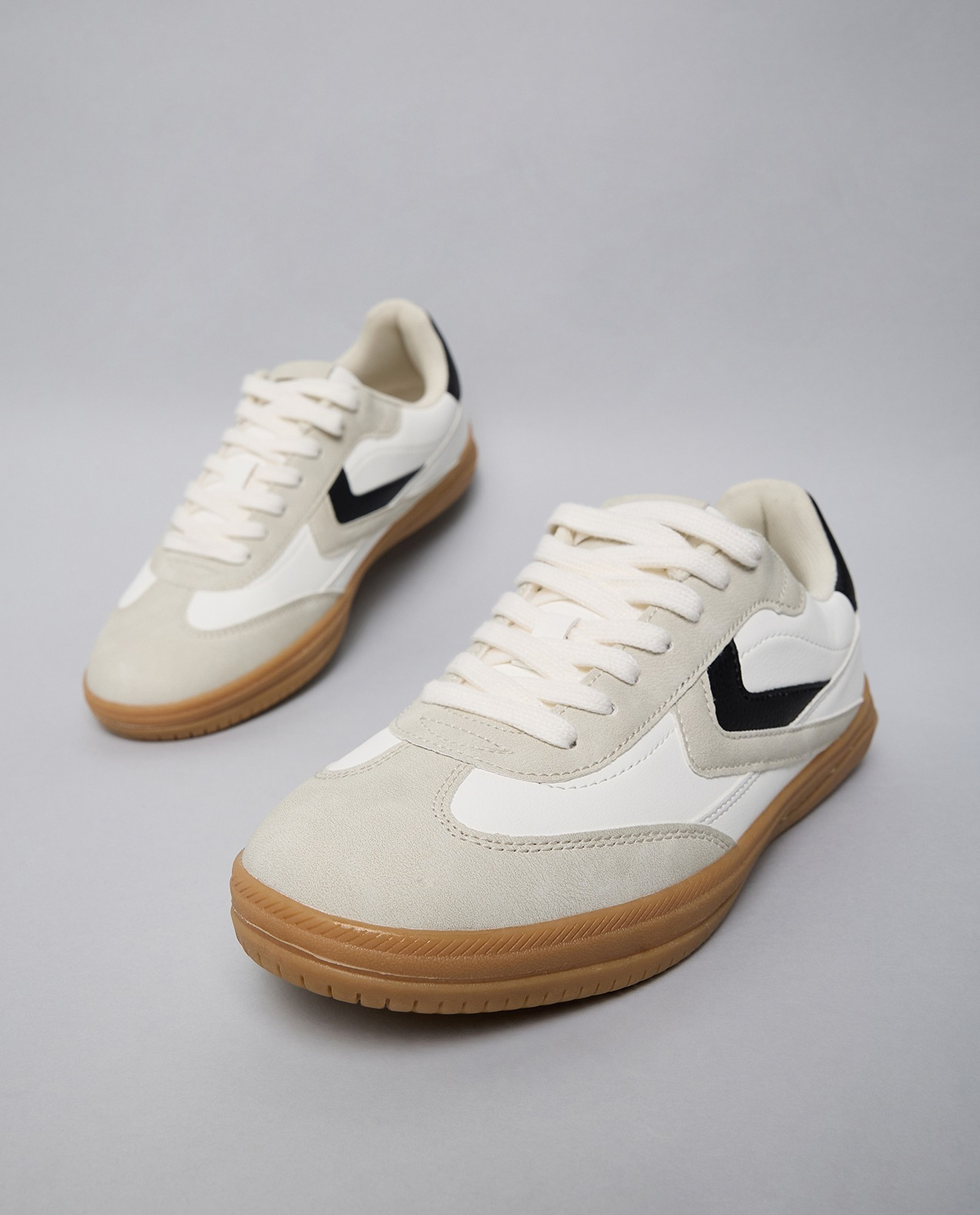 Color Block Lace Up Sneakers