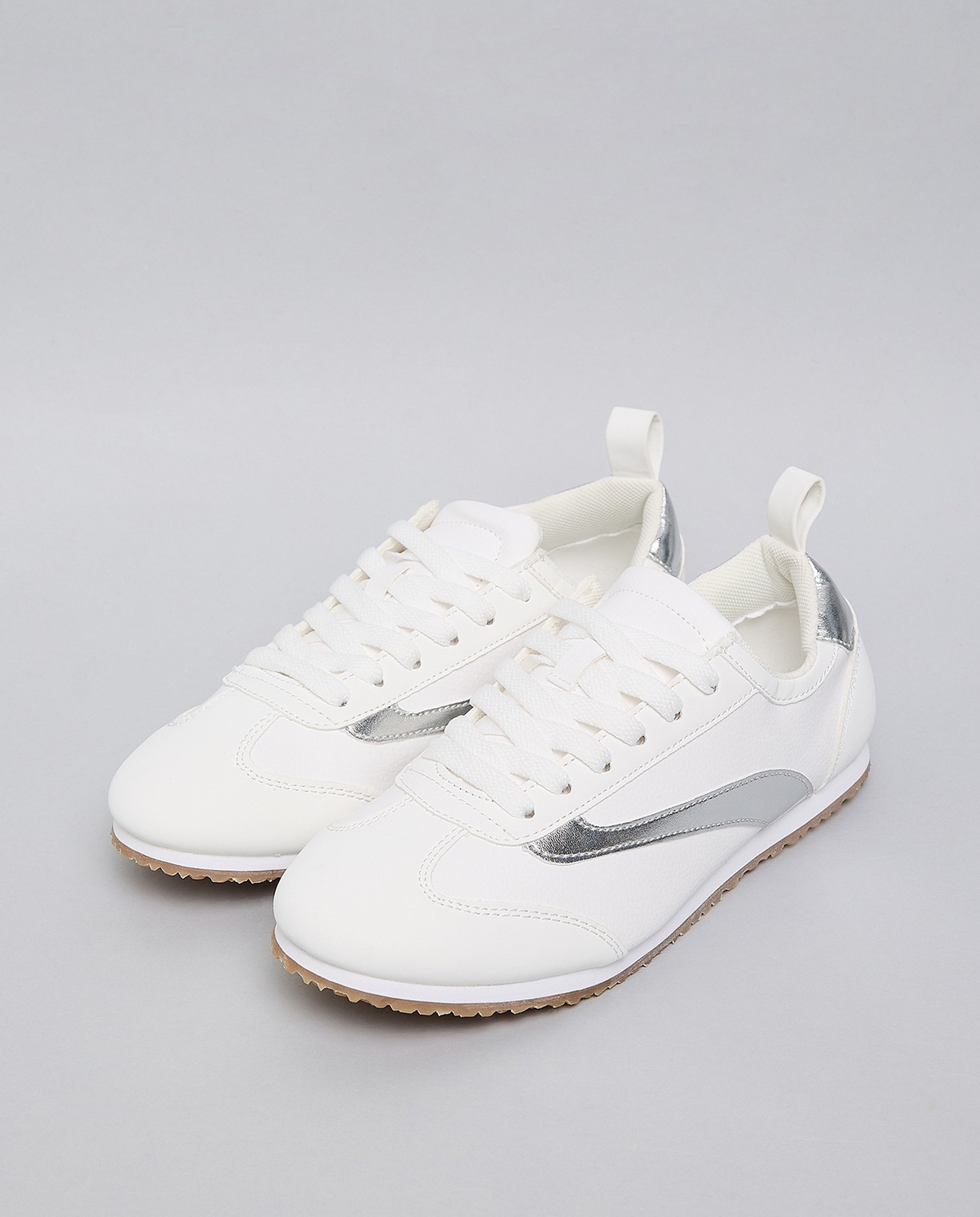 Color Block Lace Up Sneakers