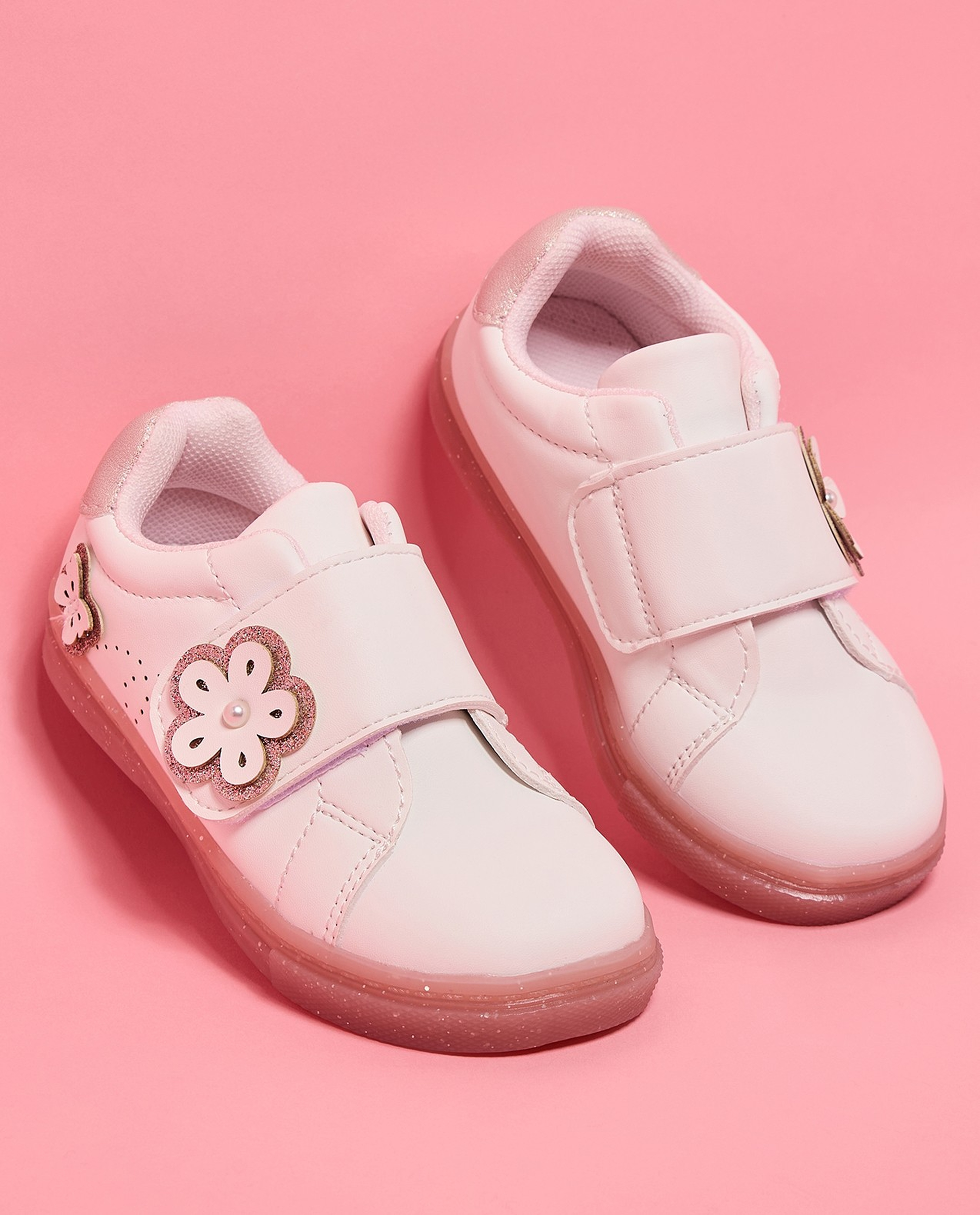 Appliqued Velcro Shoes