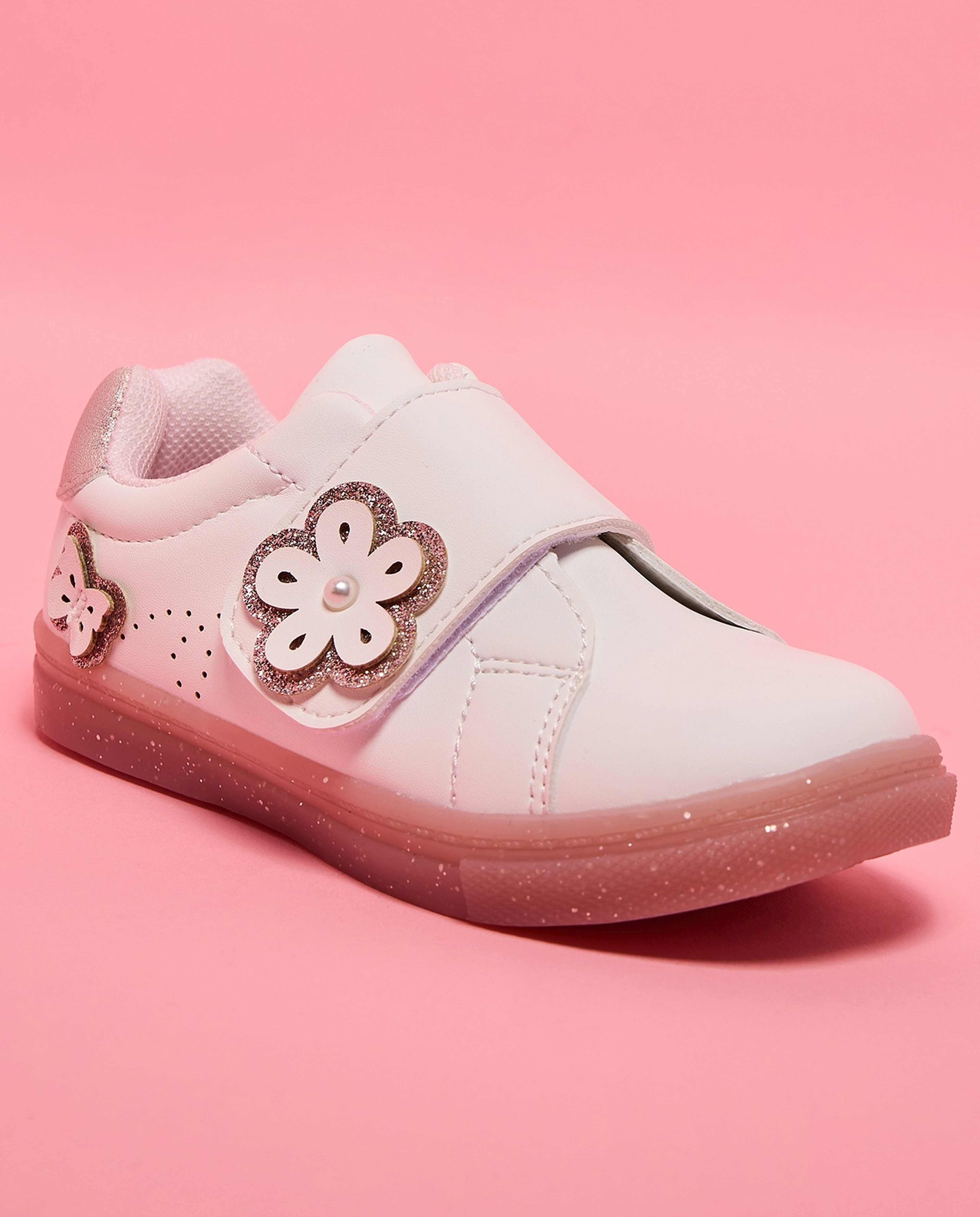 Appliqued Velcro Shoes