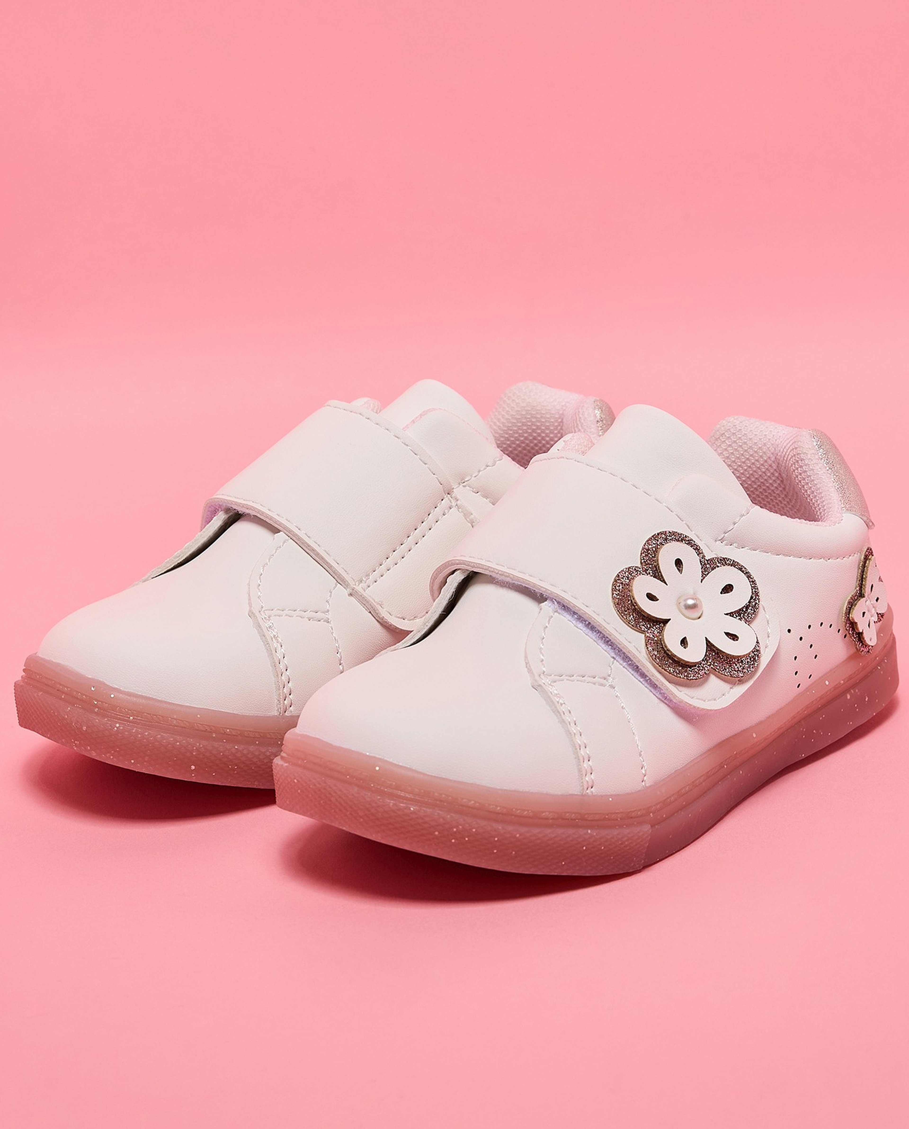 Appliqued Velcro Shoes