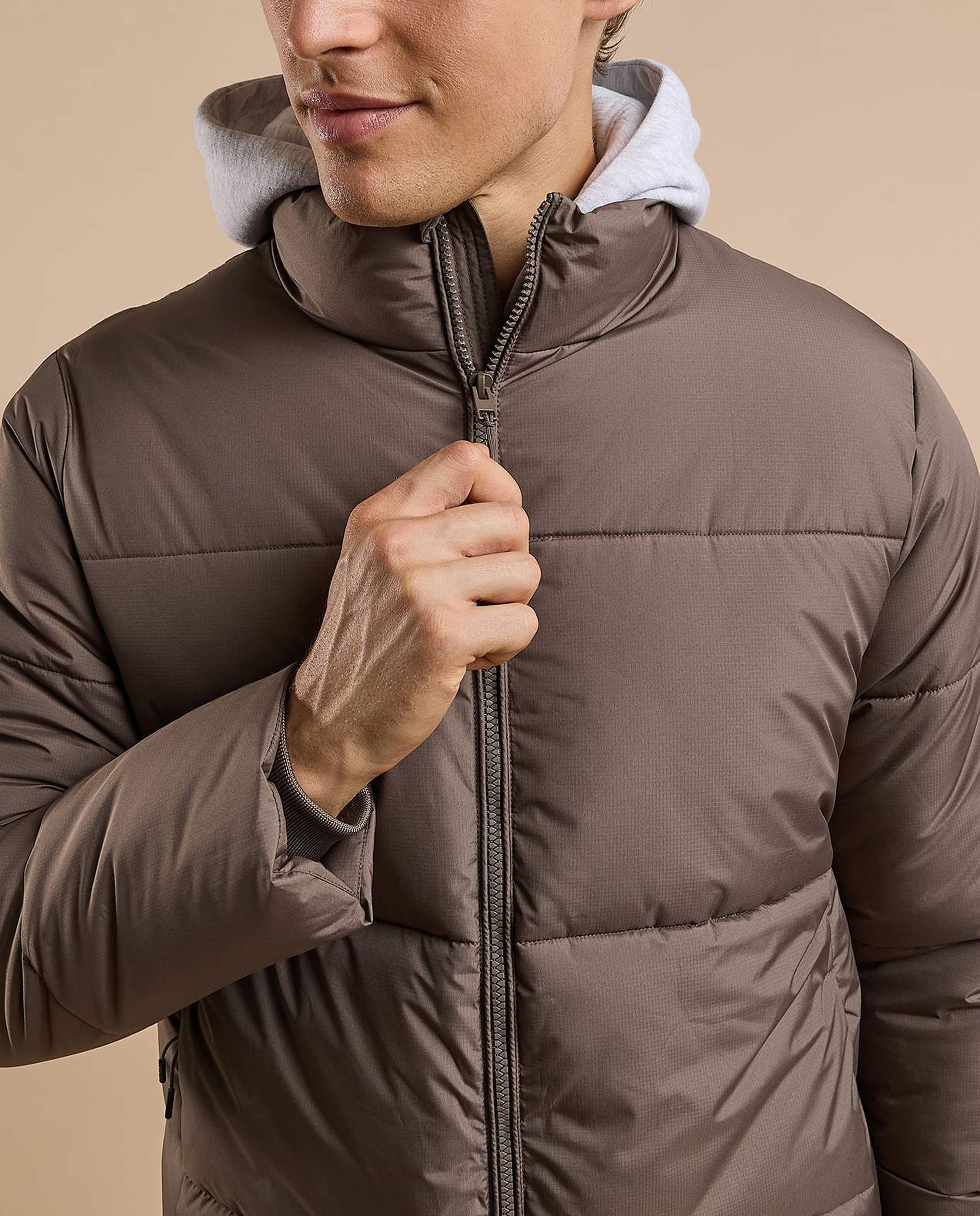 Quilted Puffer Jacket with Zipper Closure