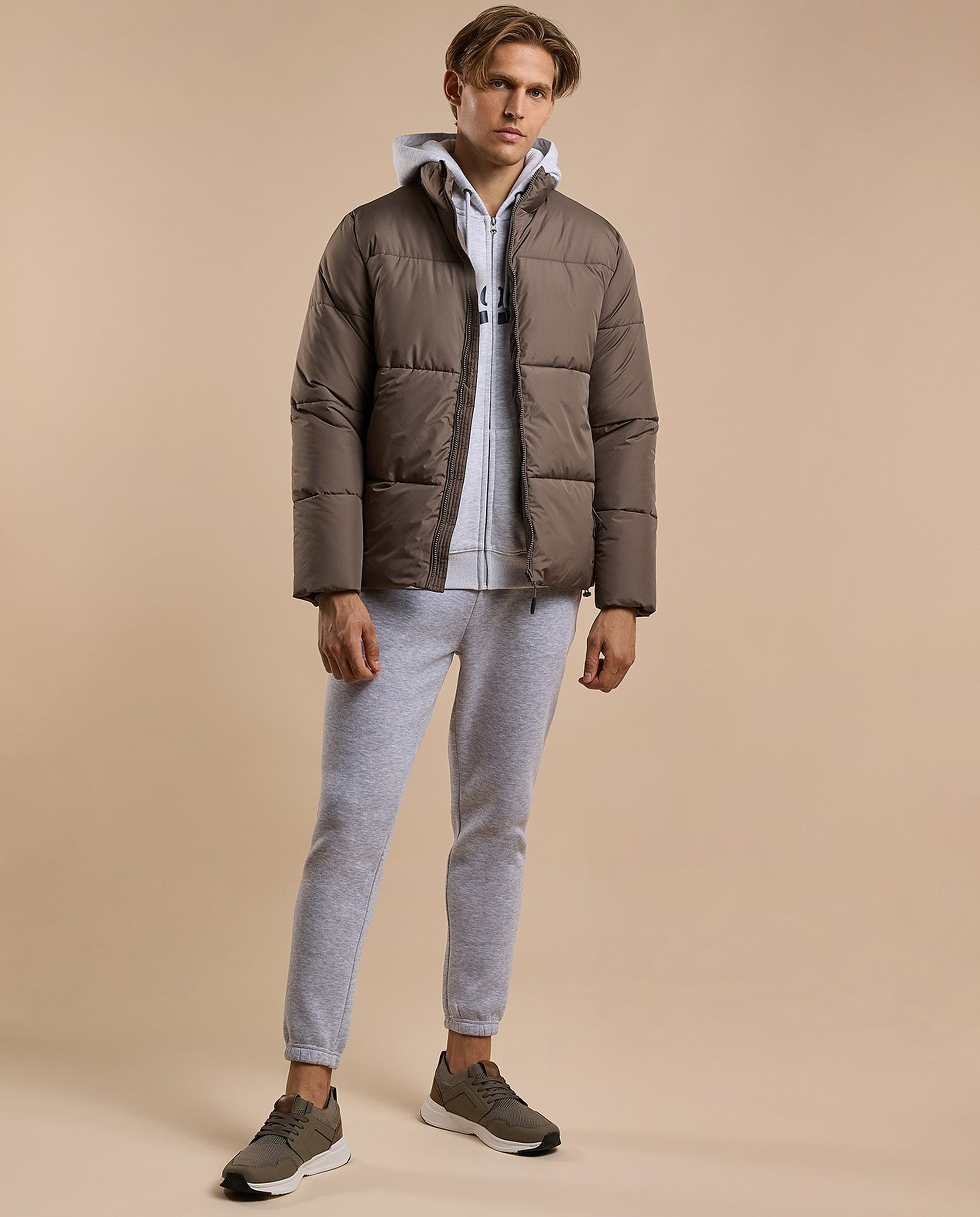 Quilted Puffer Jacket with Zipper Closure