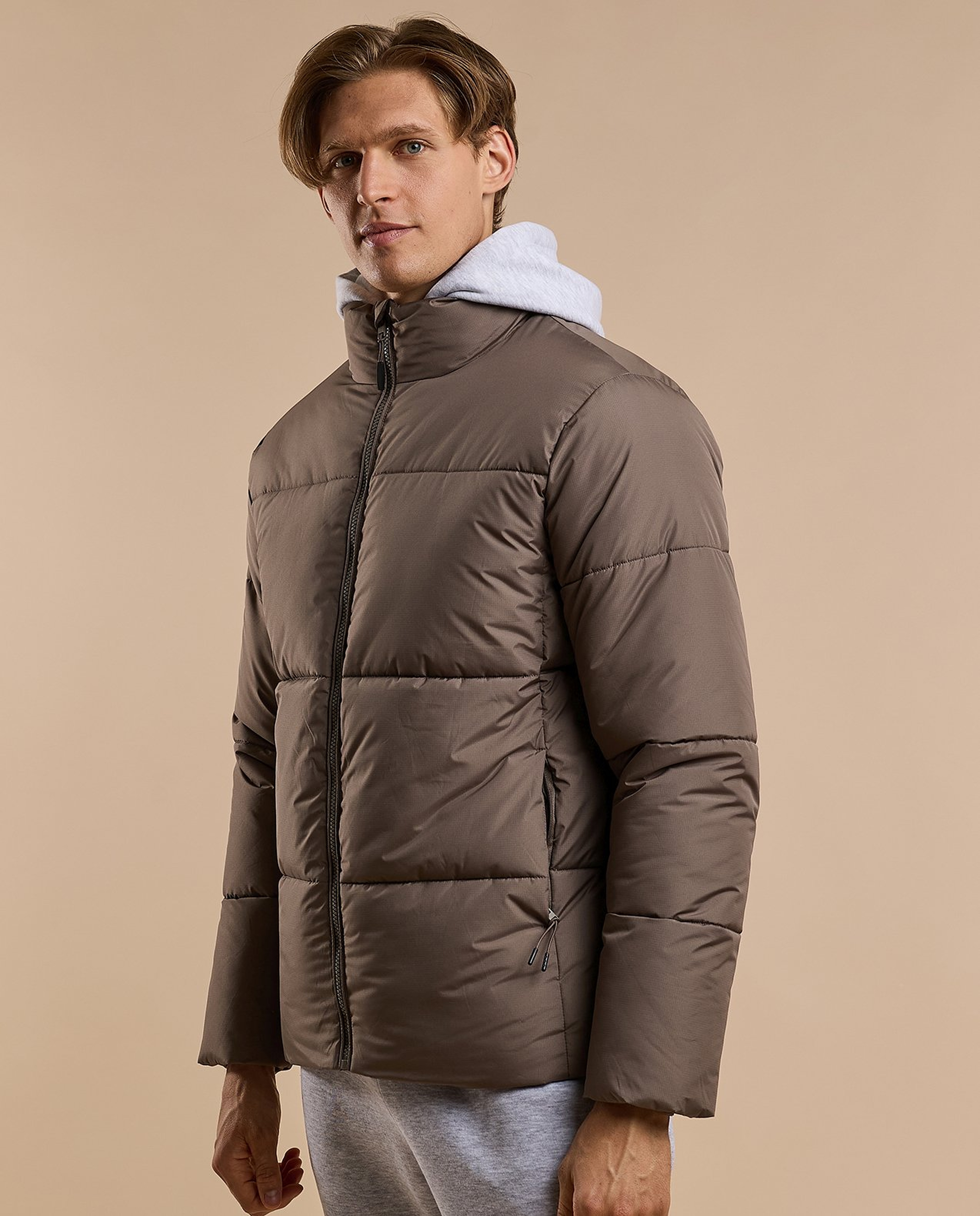 Quilted Puffer Jacket with Zipper Closure