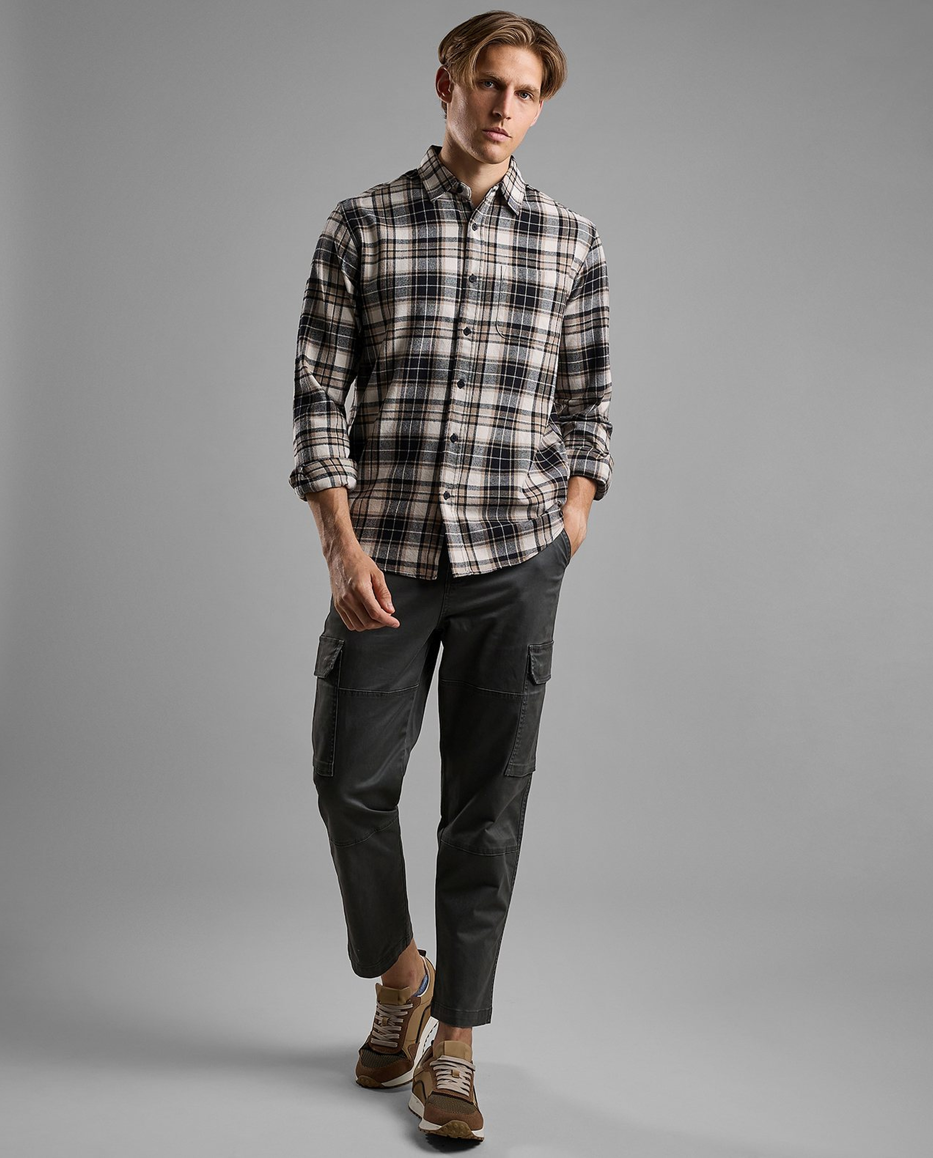 Plaid Shirt with Classic Collar and Long Sleeves