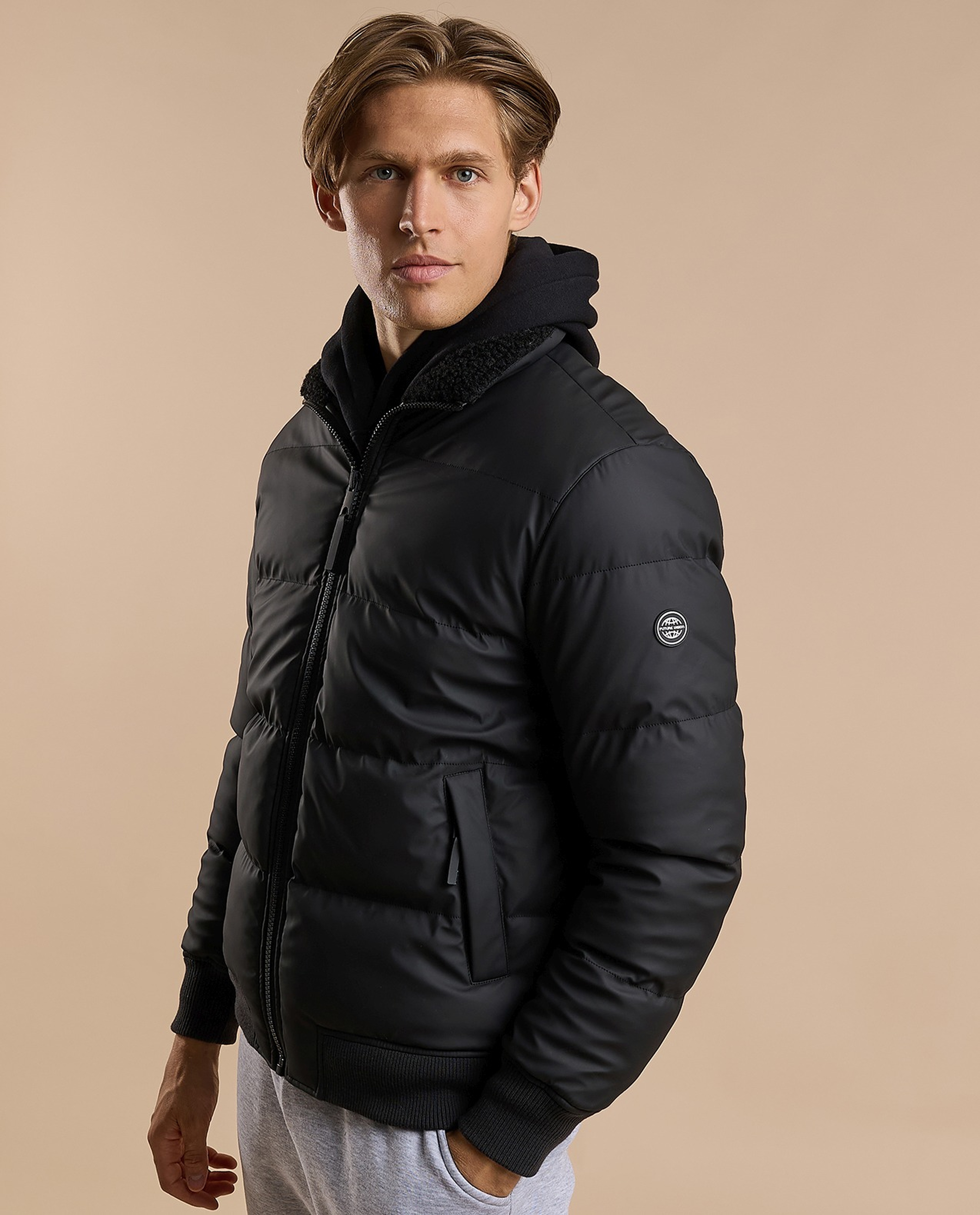 Quilted Puffer Jacket with Zipper Closure