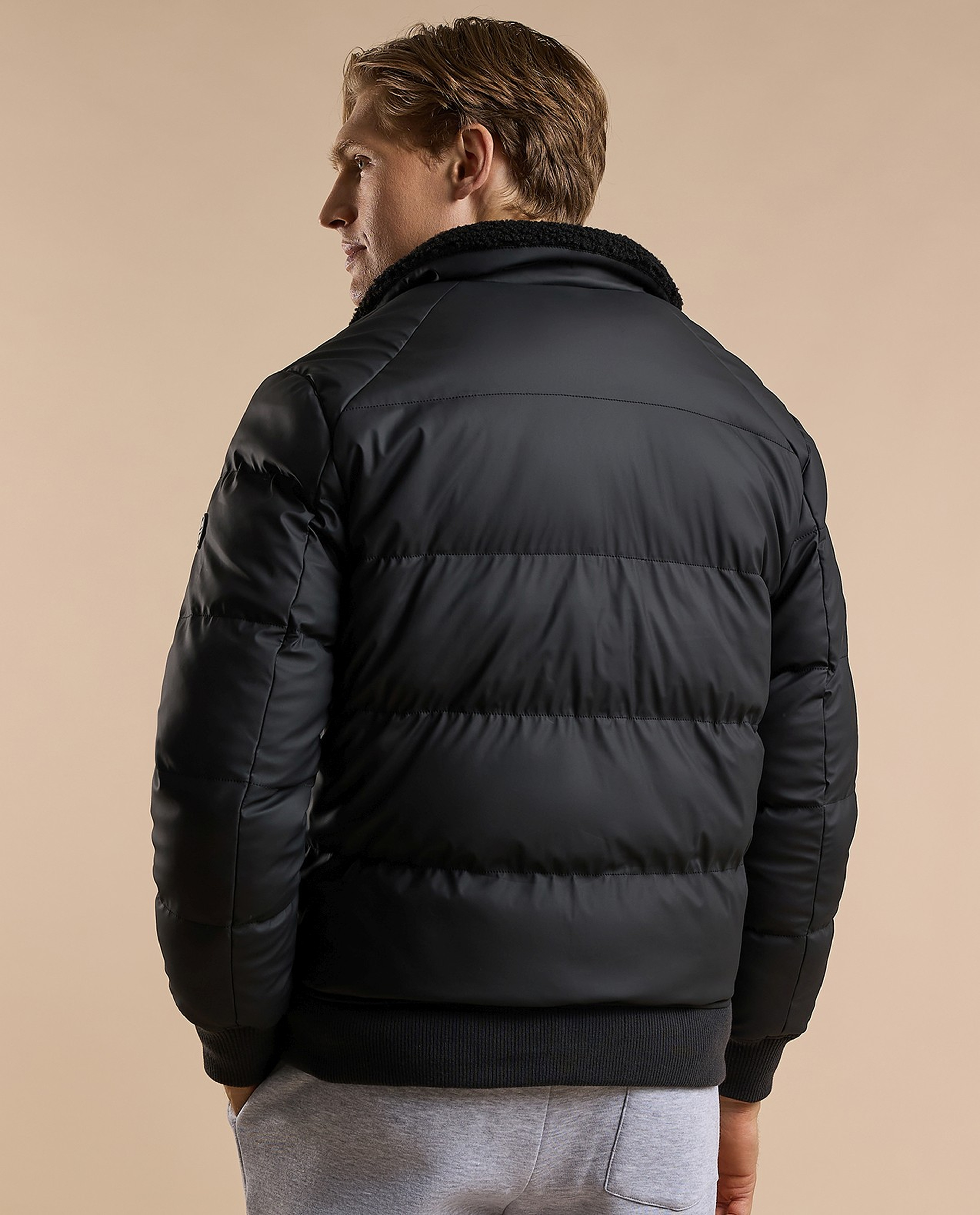 Quilted Puffer Jacket with Zipper Closure