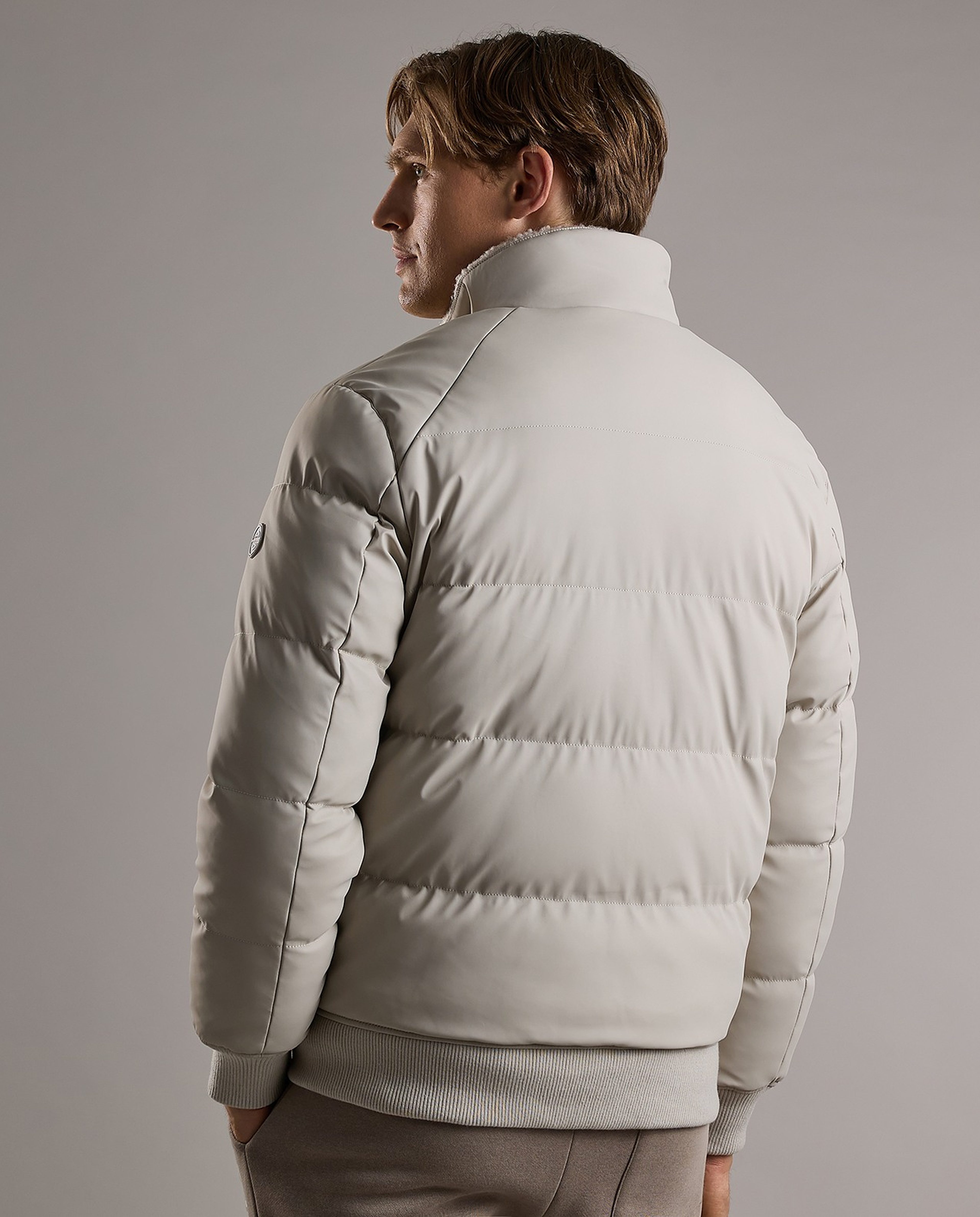 Quilted Puffer Jacket with Zipper Closure