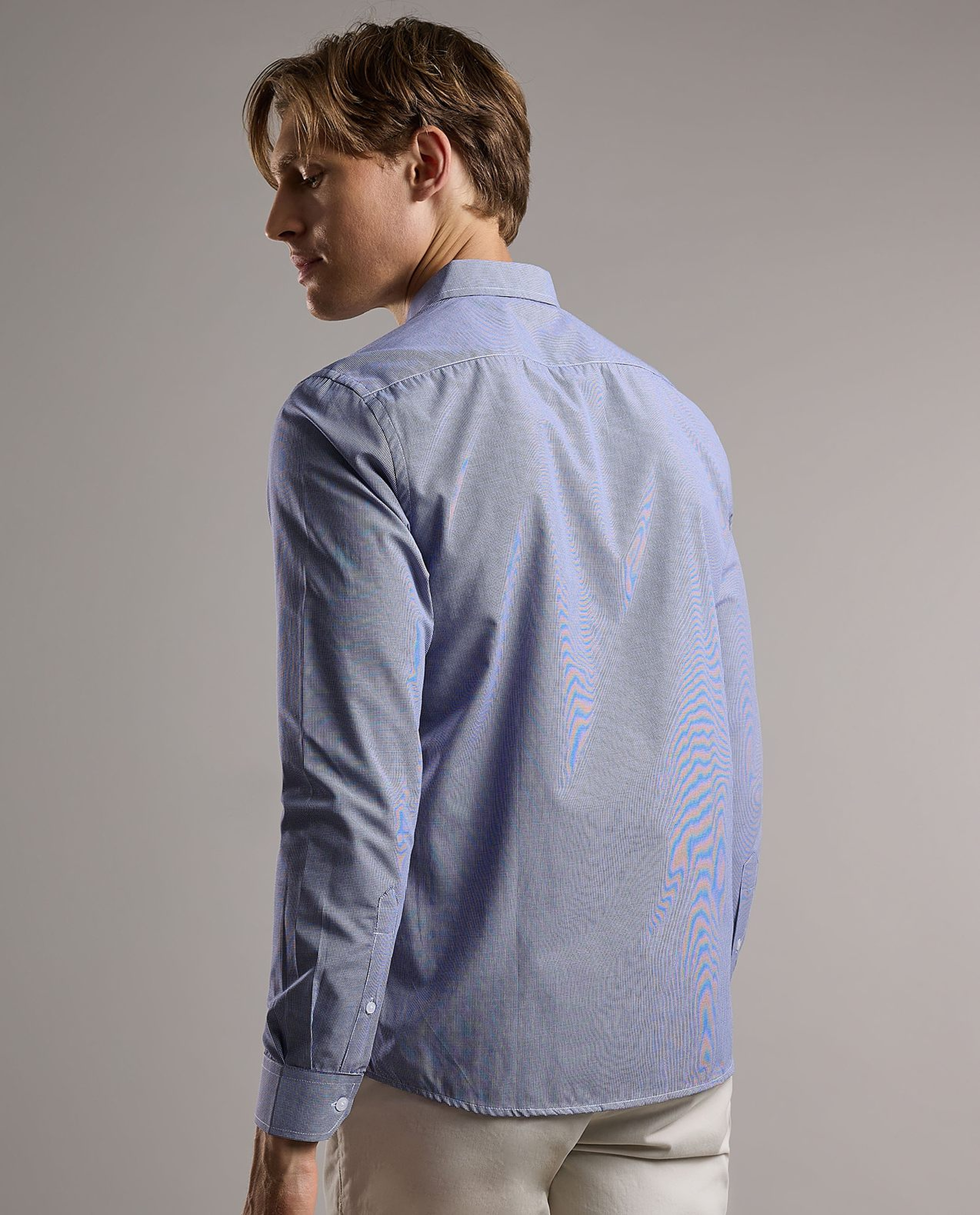 Patterned Shirt with Classic Collar and Long Sleeves