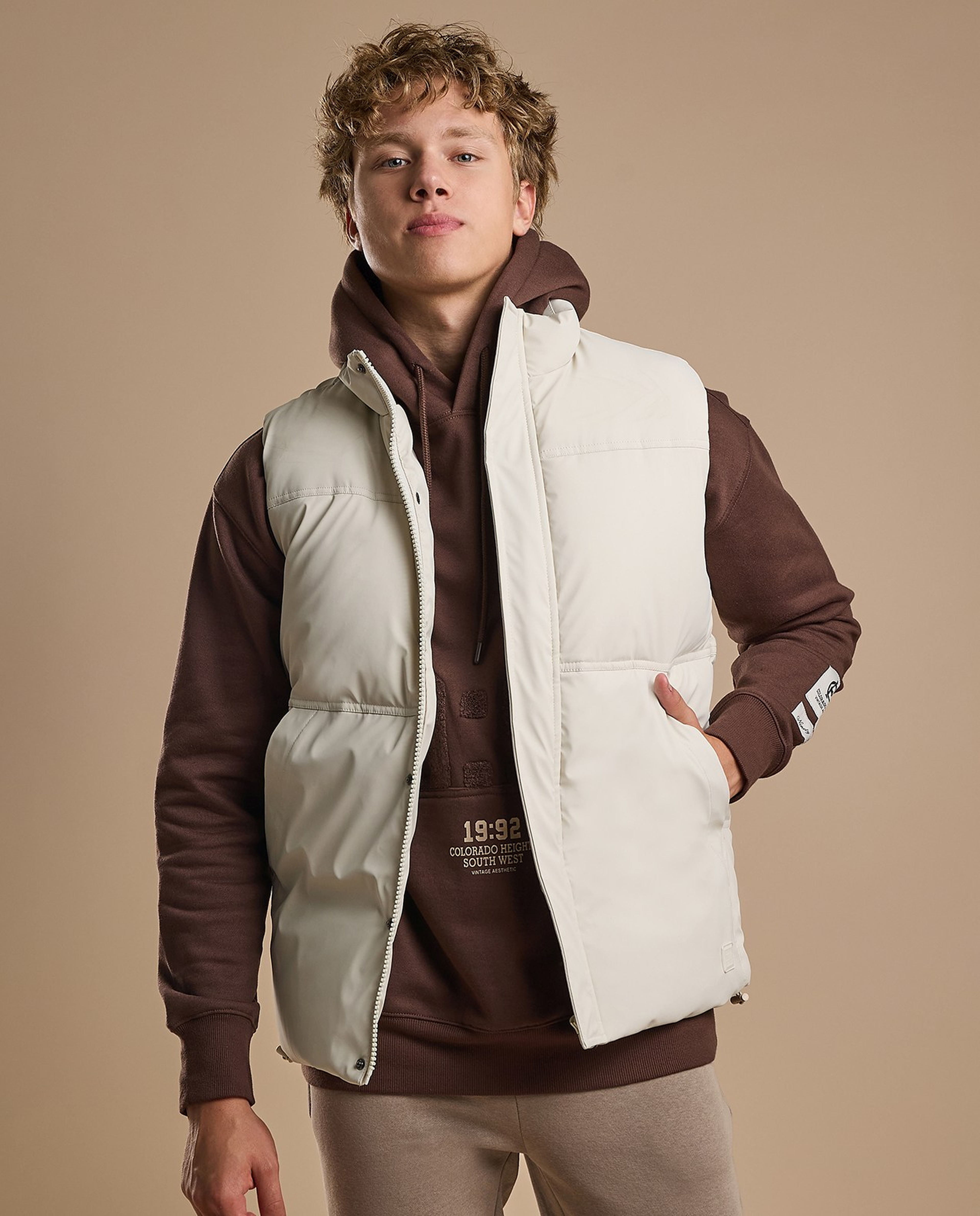 Quilted Gilet with Zipper Closure