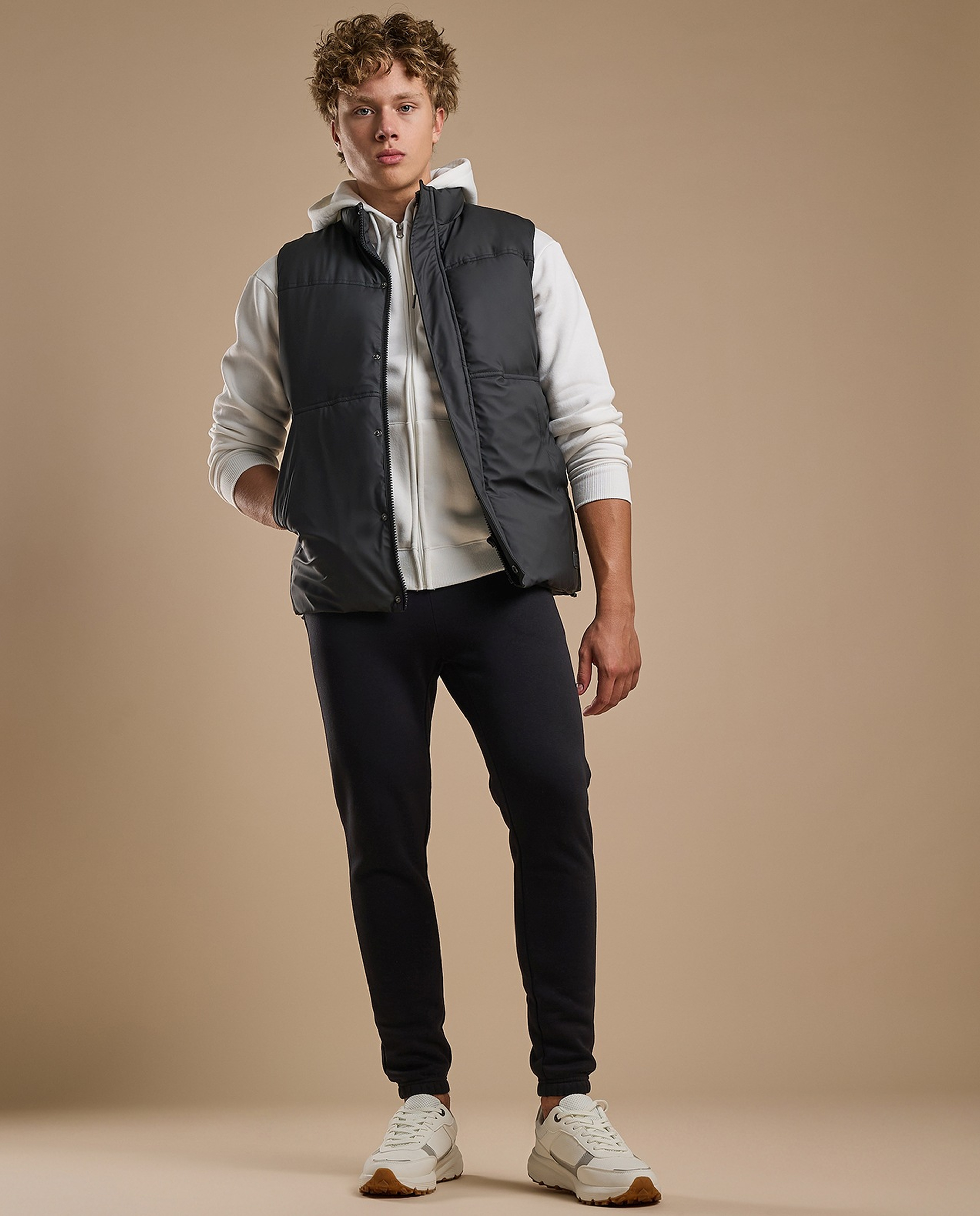 Quilted Gilet with Zipper Closure