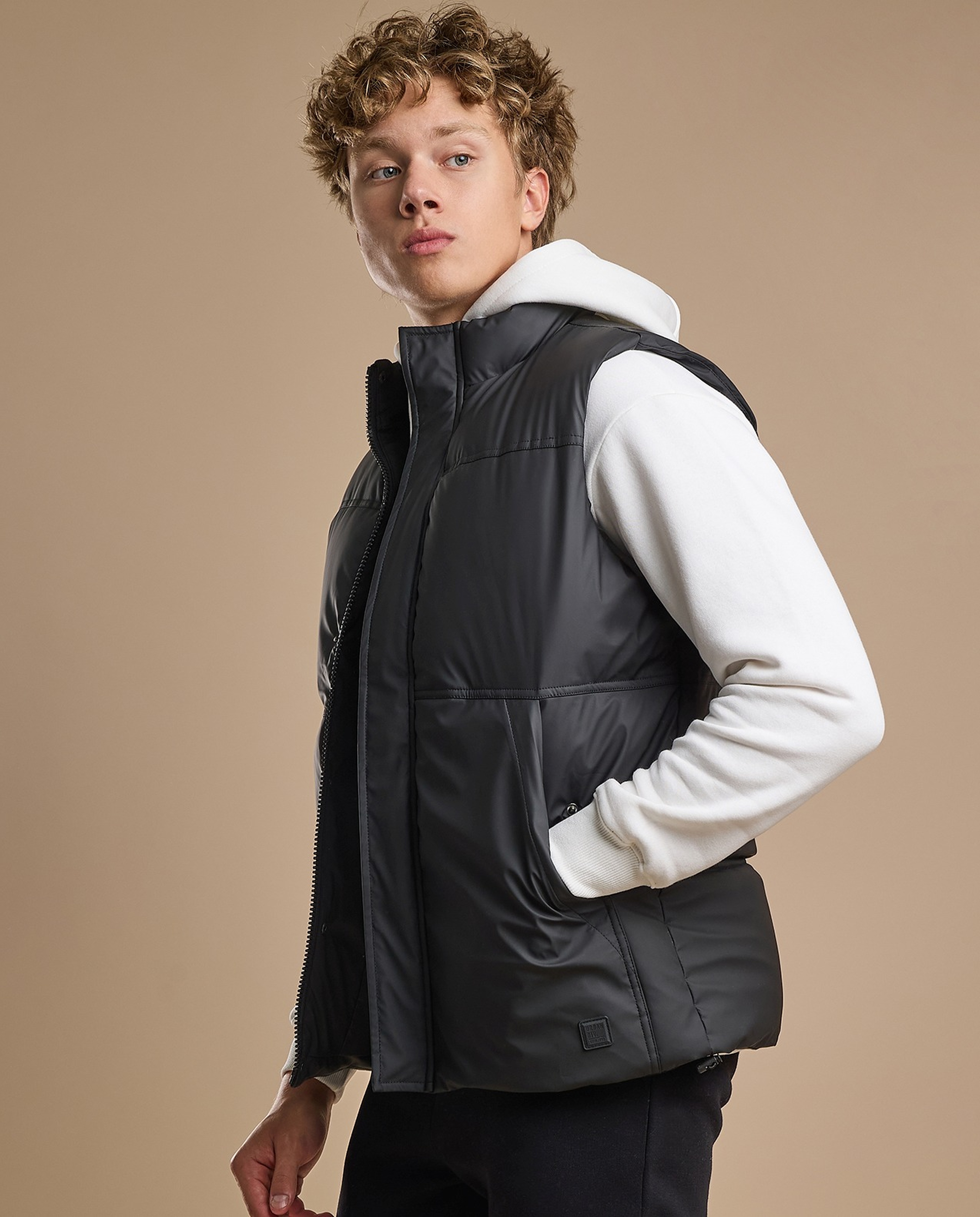 Quilted Gilet with Zipper Closure