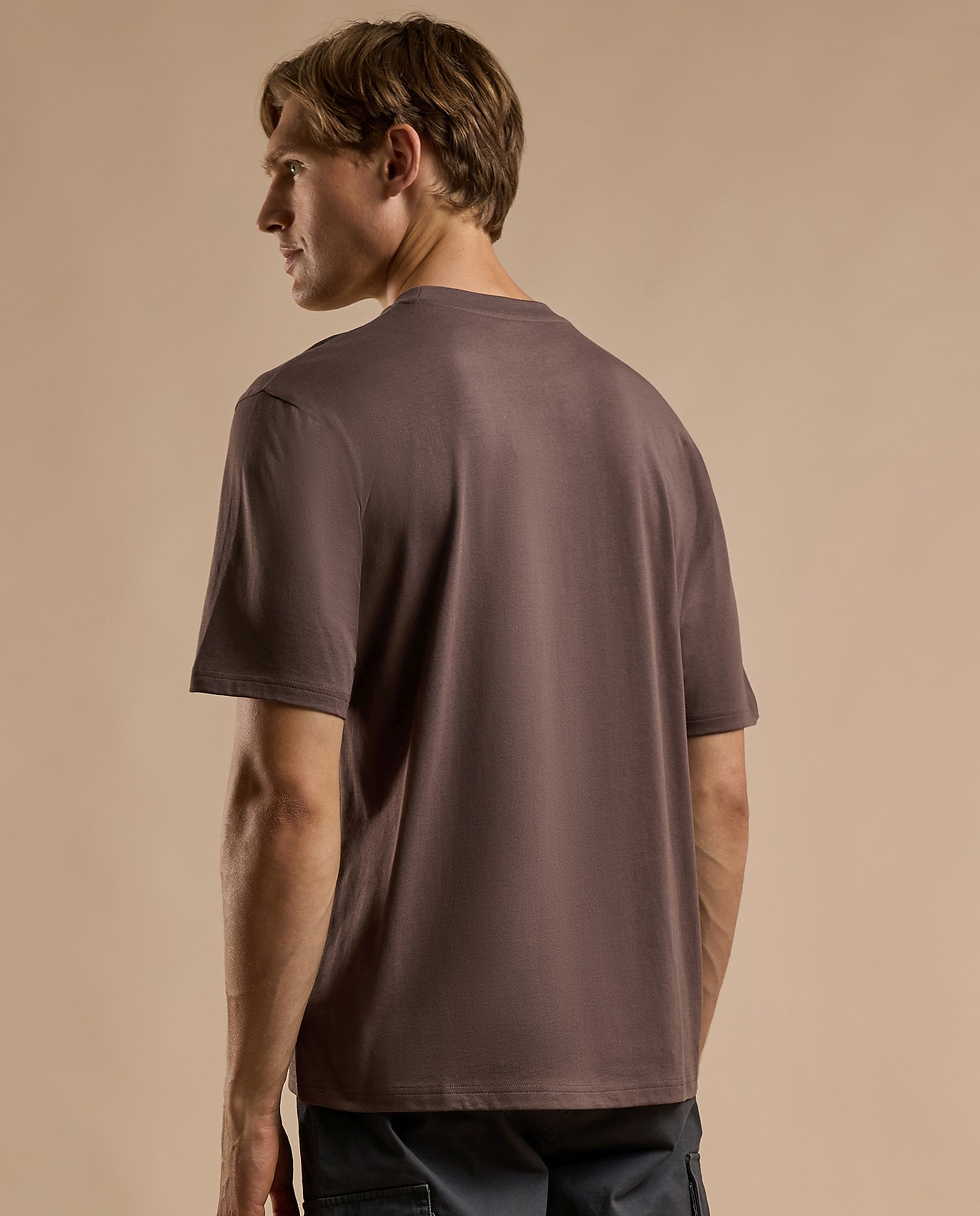 Typography Print T-Shirt with Crew Neck and Short Sleeves