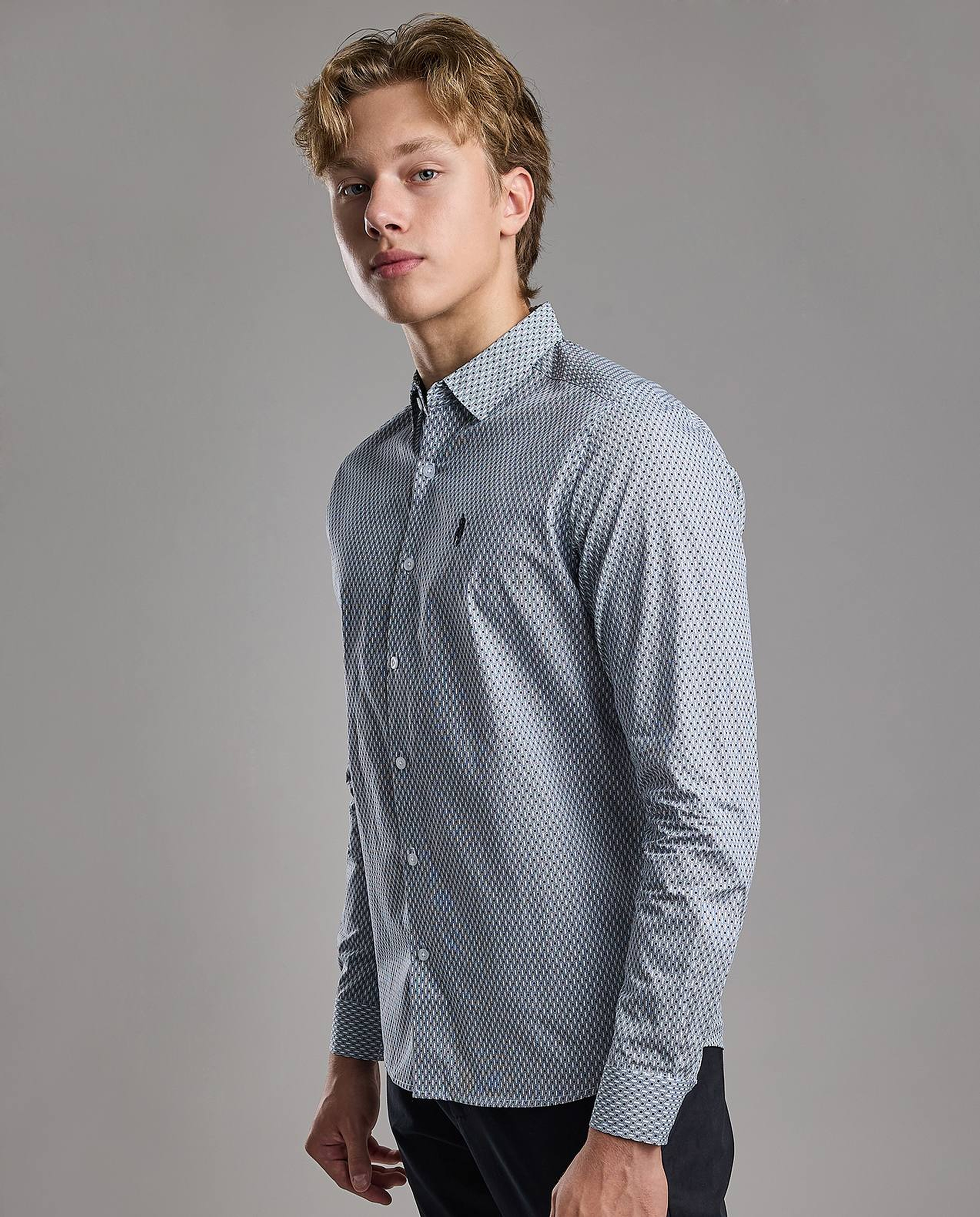 Patterned Shirt with Classic Collar and Long Sleeves