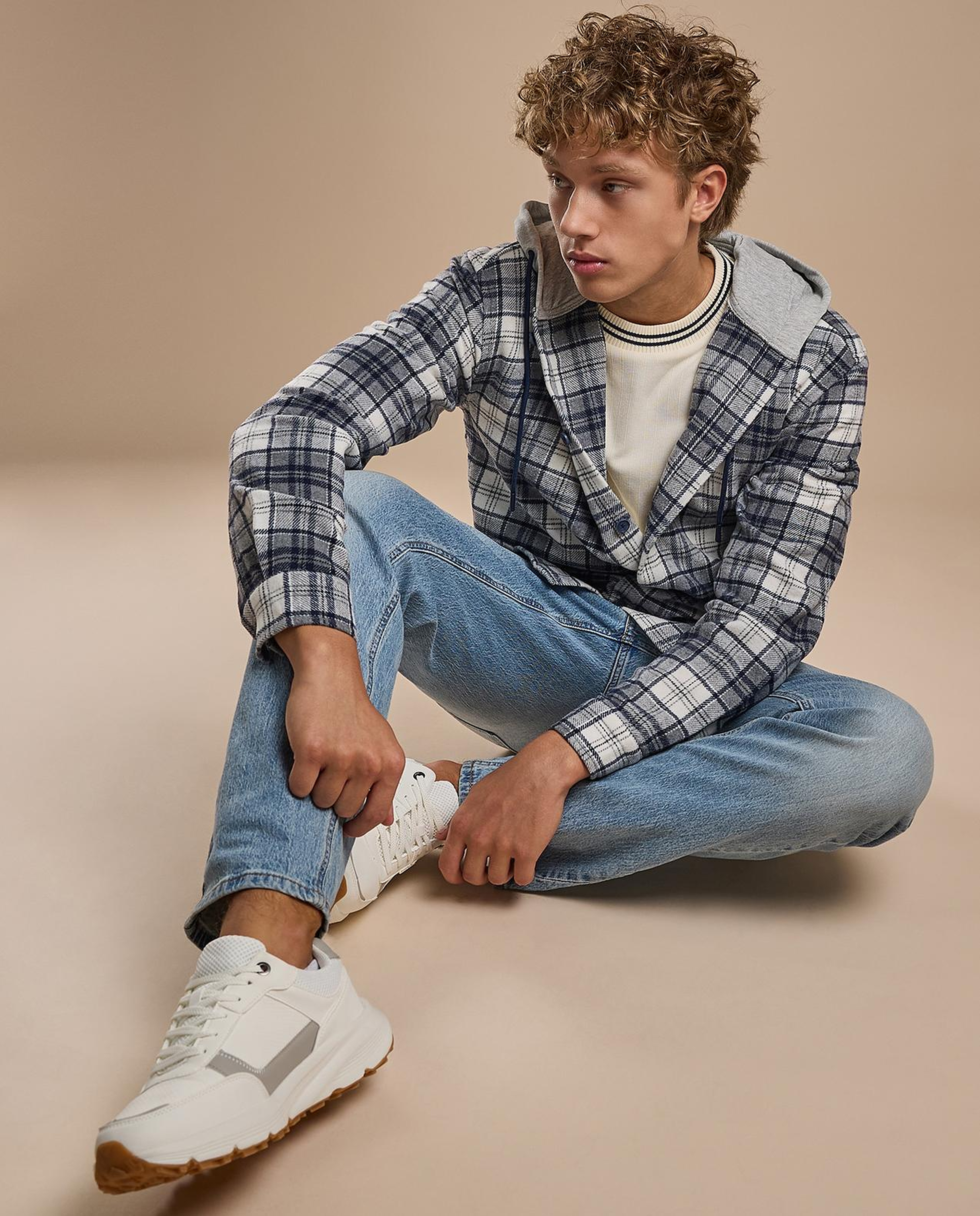 Plaid Hooded Shirt with Long Sleeves