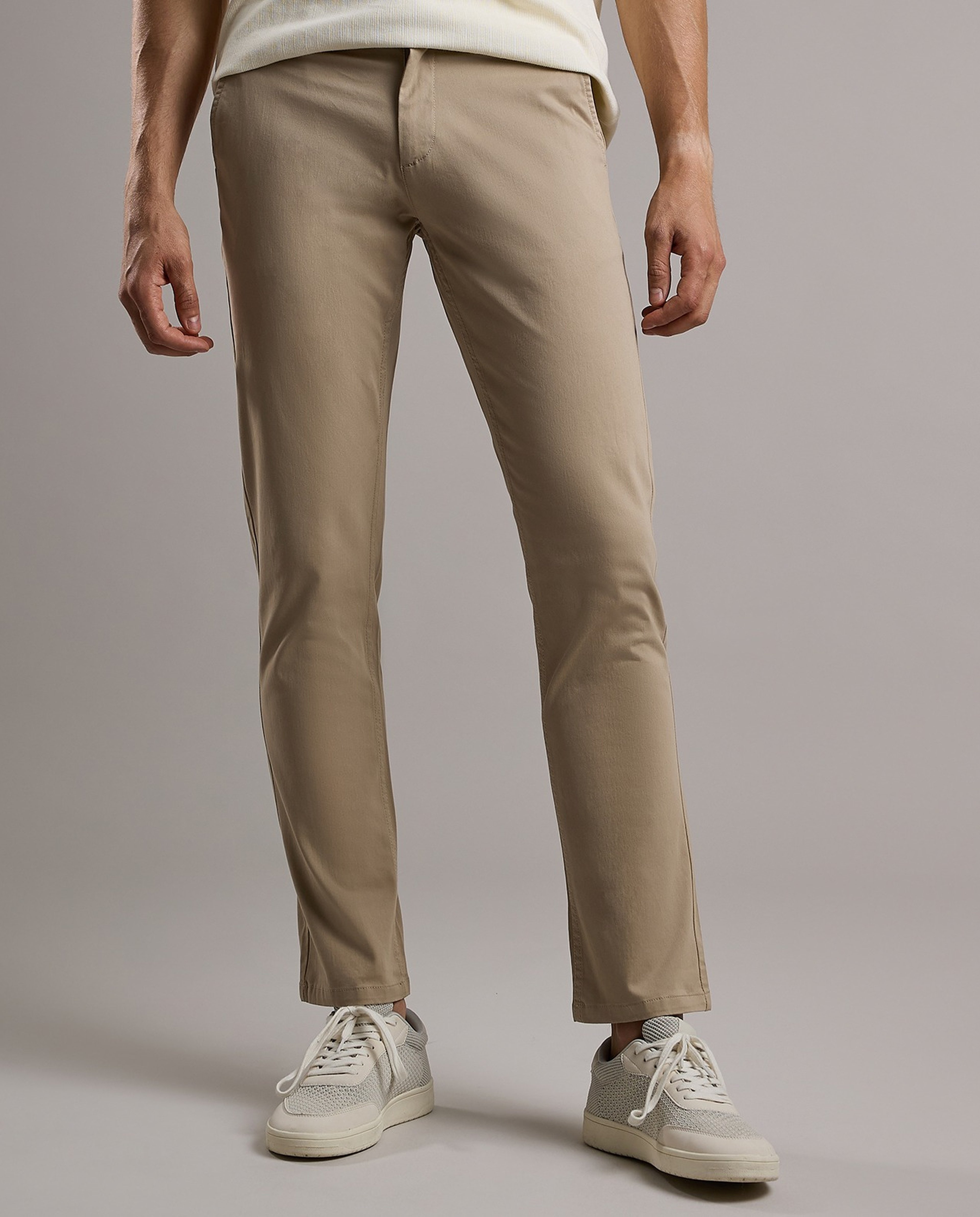Solid Chinos with Button Closure