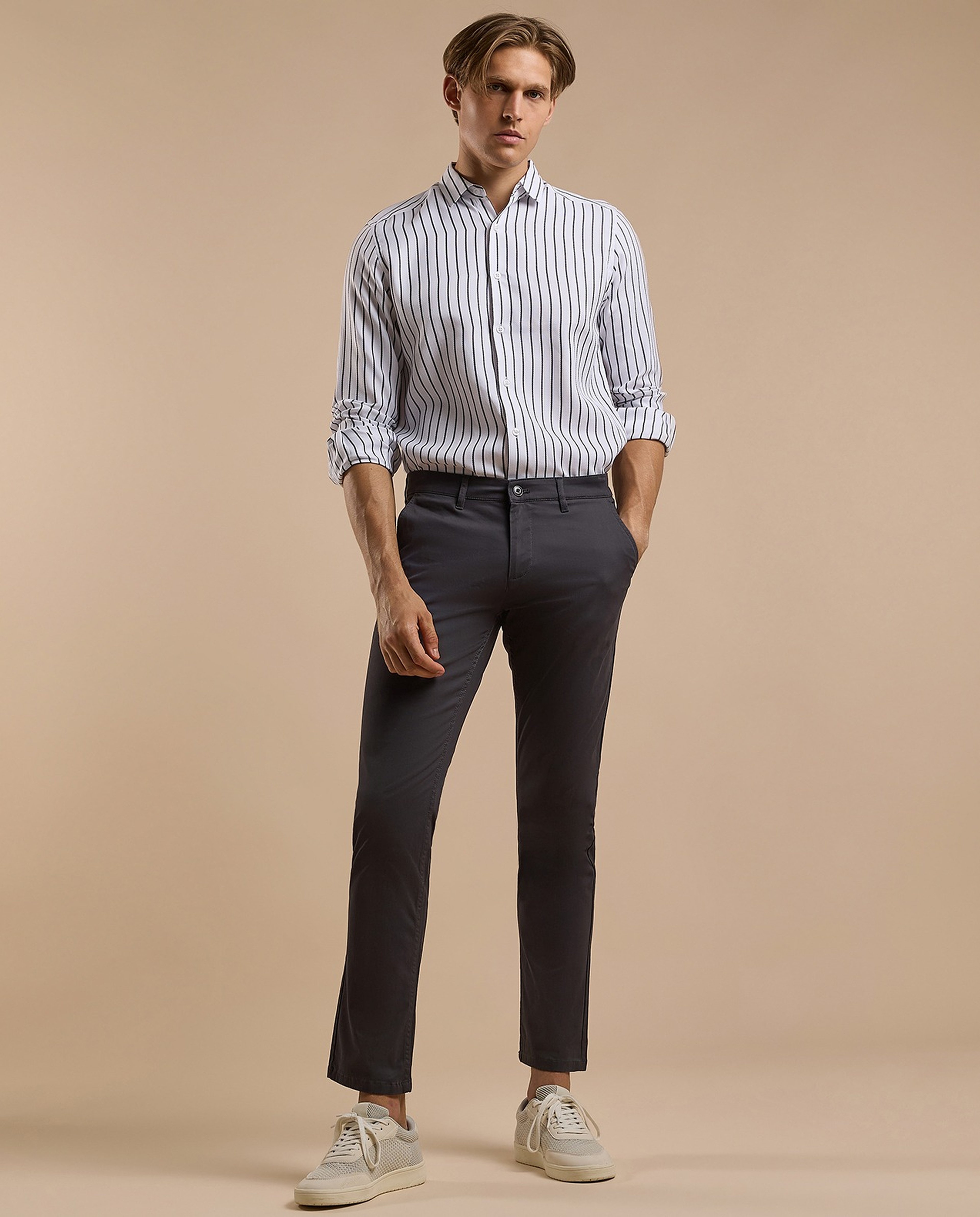 Solid Chinos with Button Closure