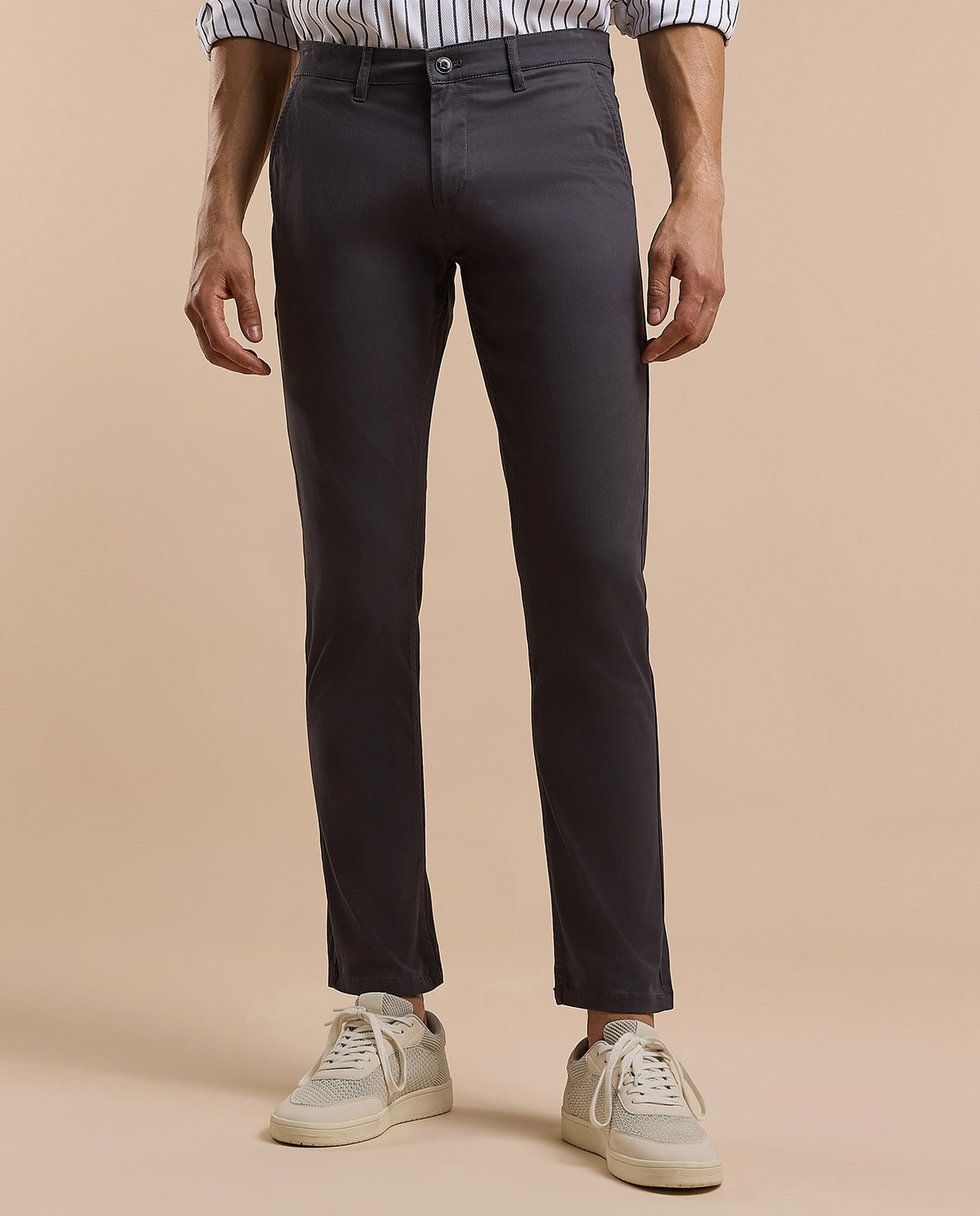 Solid Chinos with Button Closure