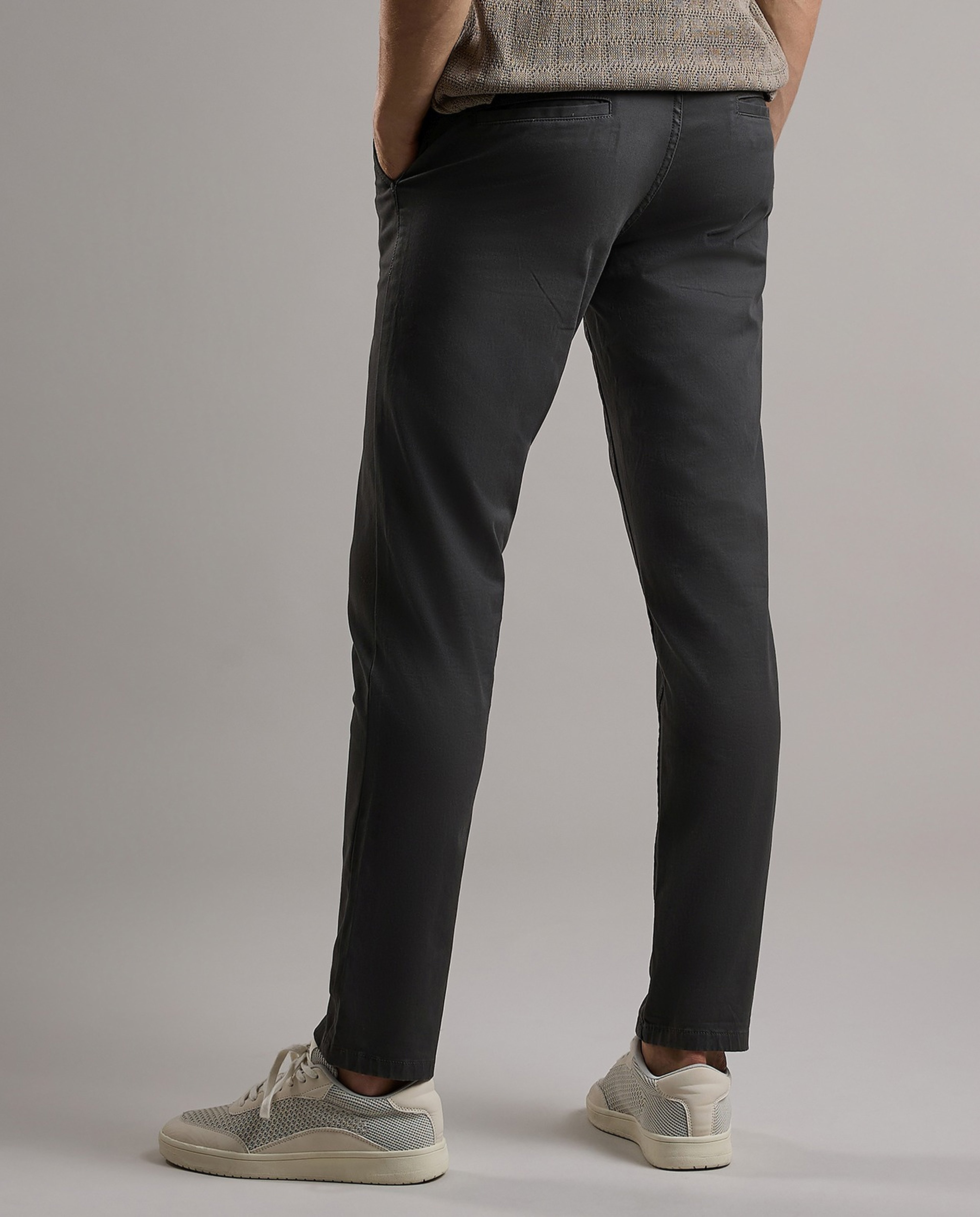 Solid Chinos with Button Closure