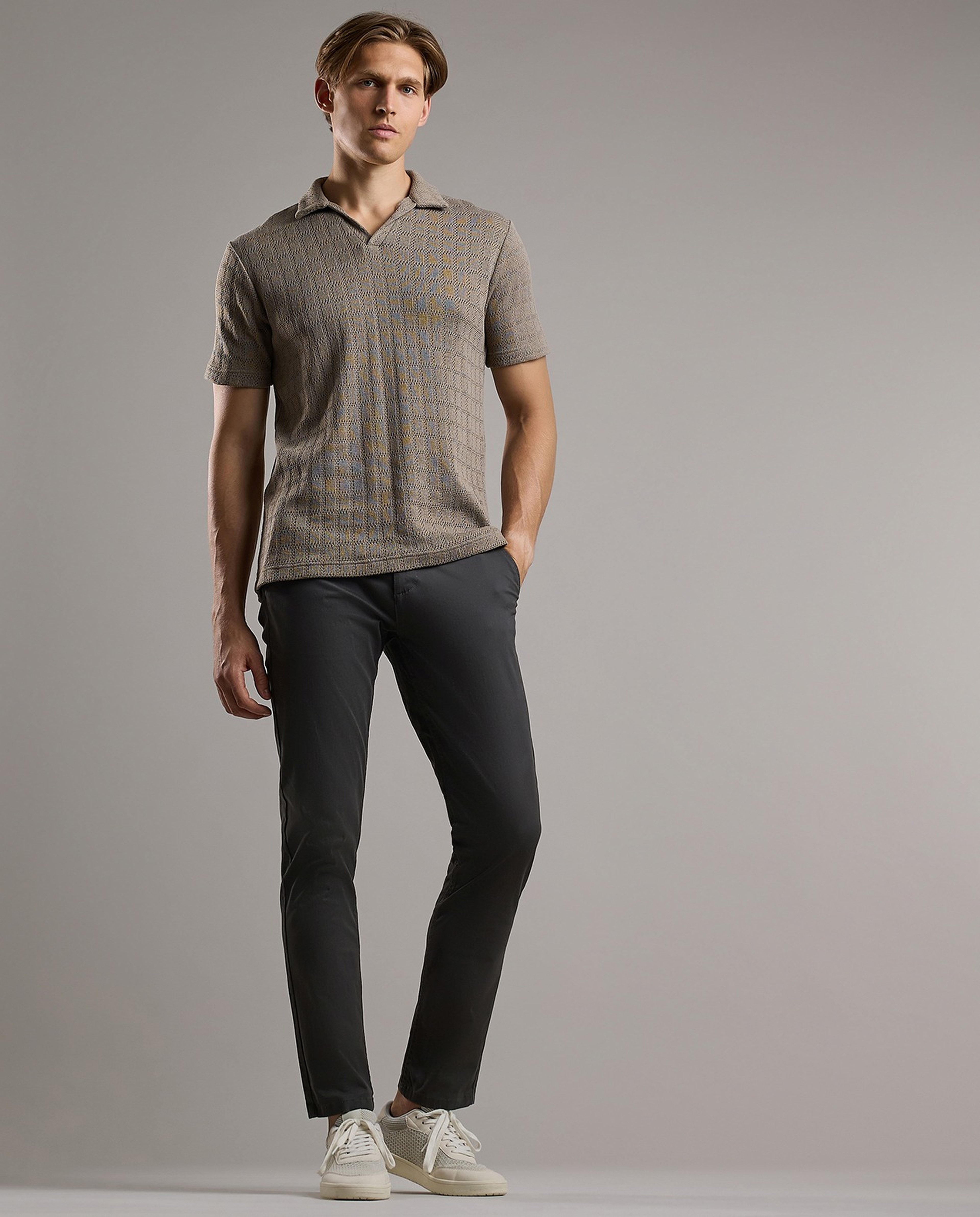 Solid Chinos with Button Closure