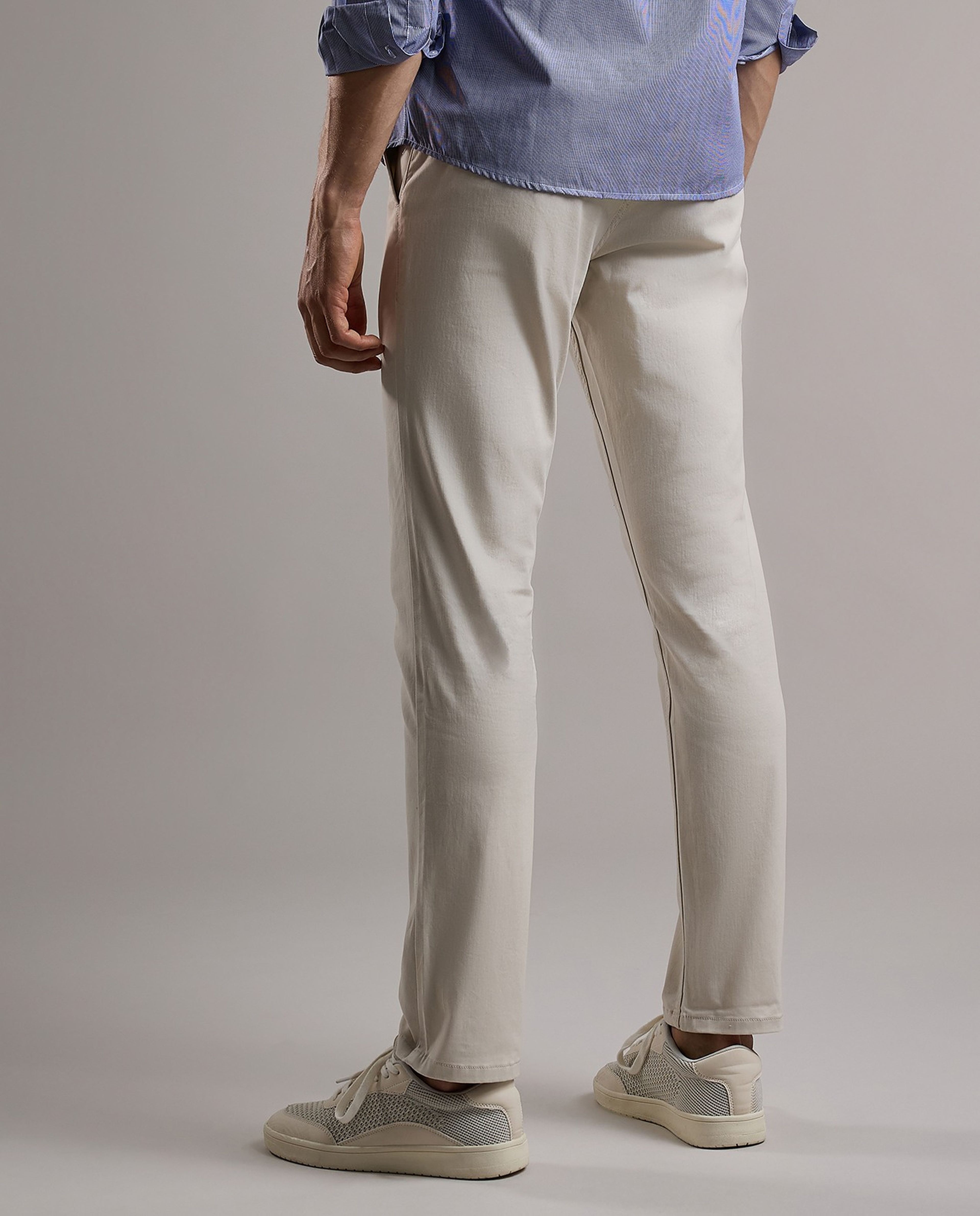 Solid Chinos with Button Closure