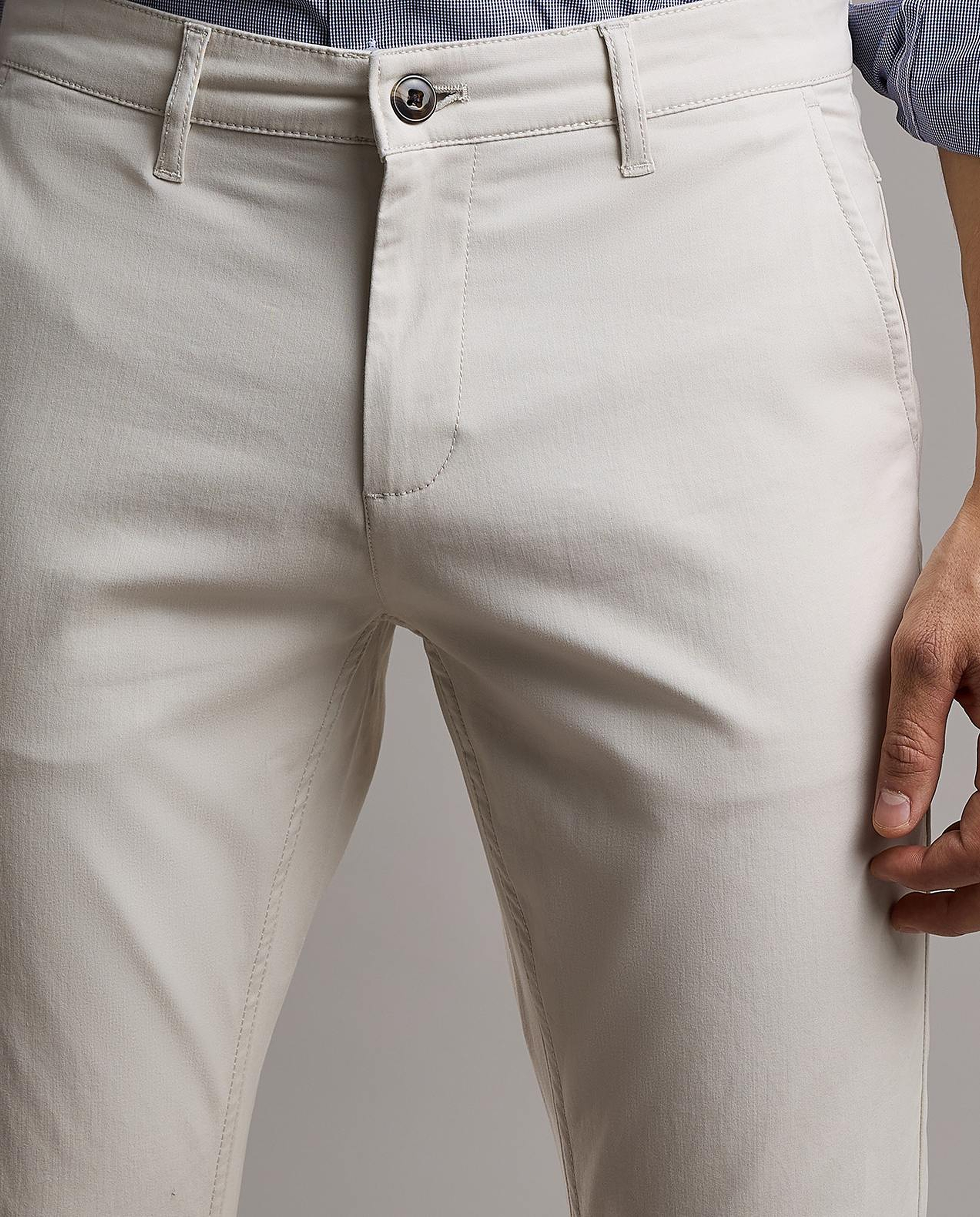 Solid Chinos with Button Closure