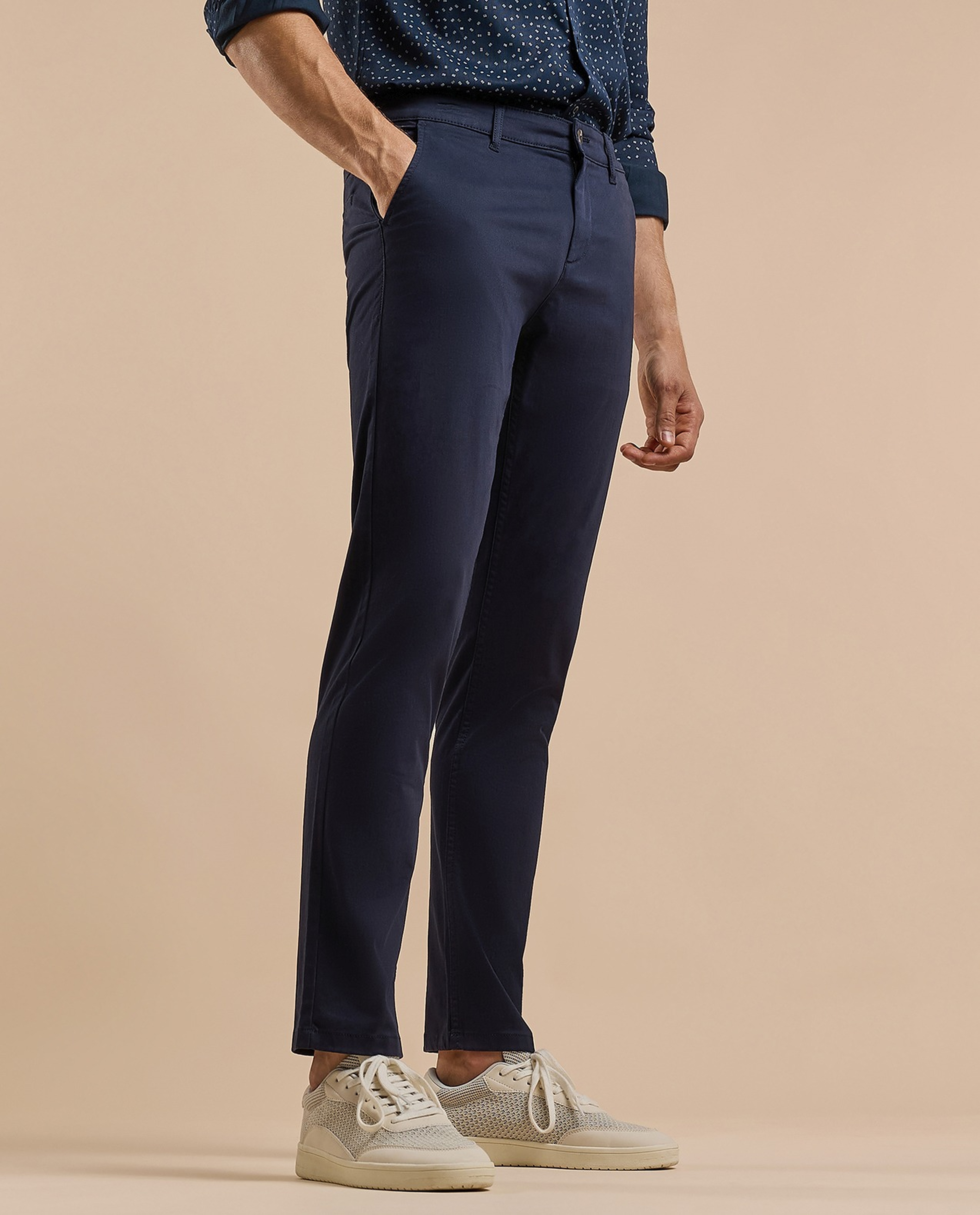 Solid Chinos with Button Closure