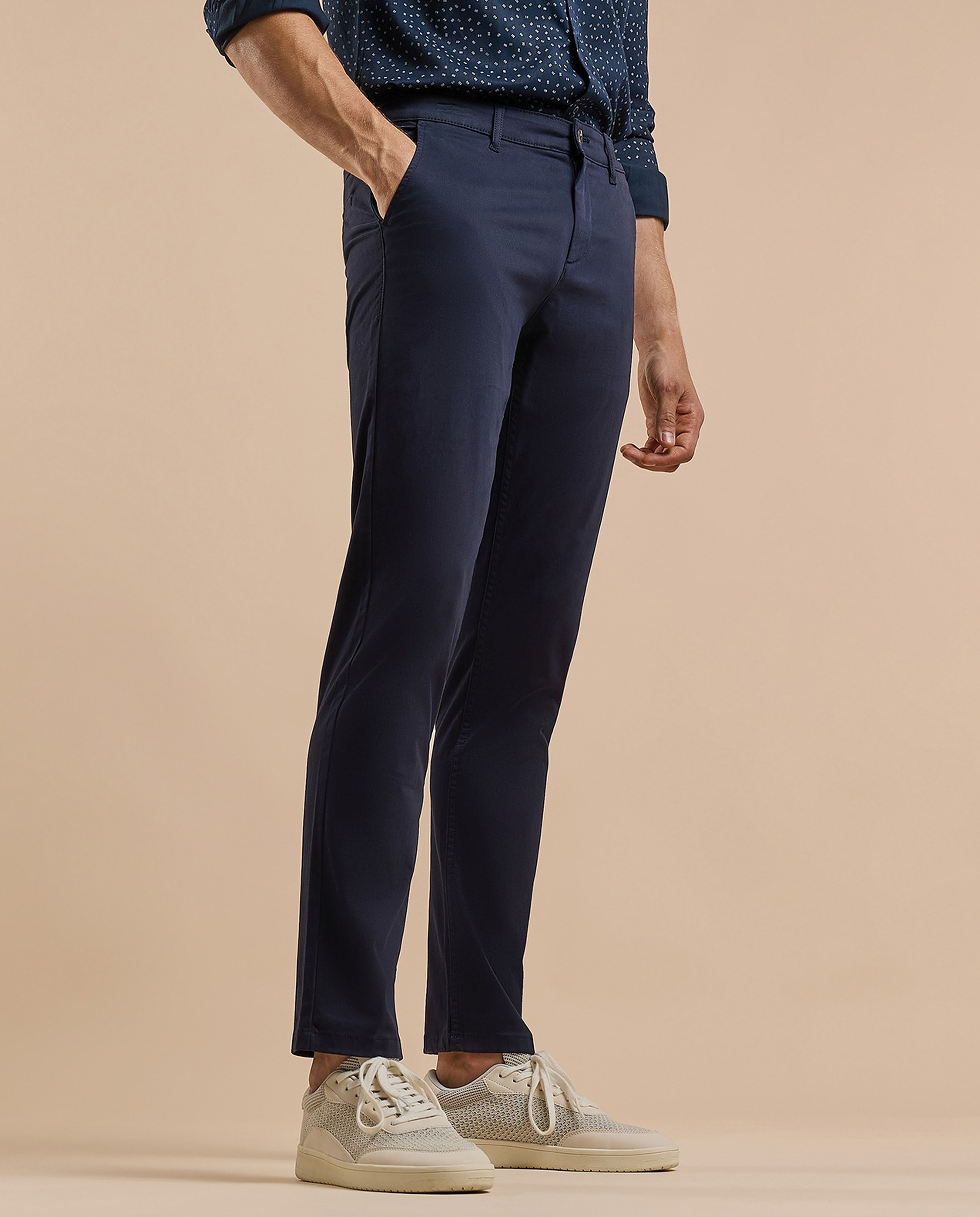 Solid Chinos with Button Closure