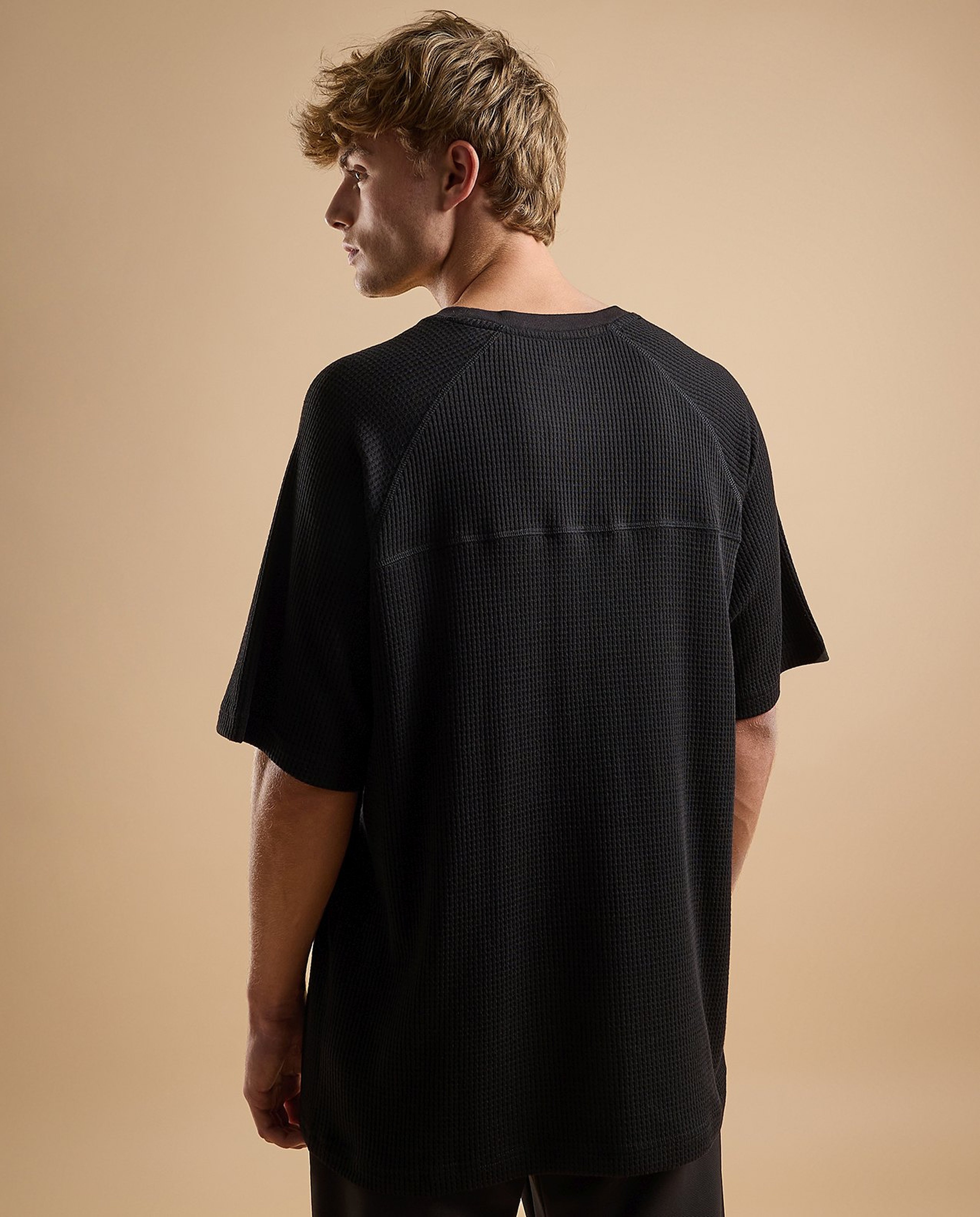 Solid Active T-Shirt with Crew Neck and Short Sleeves