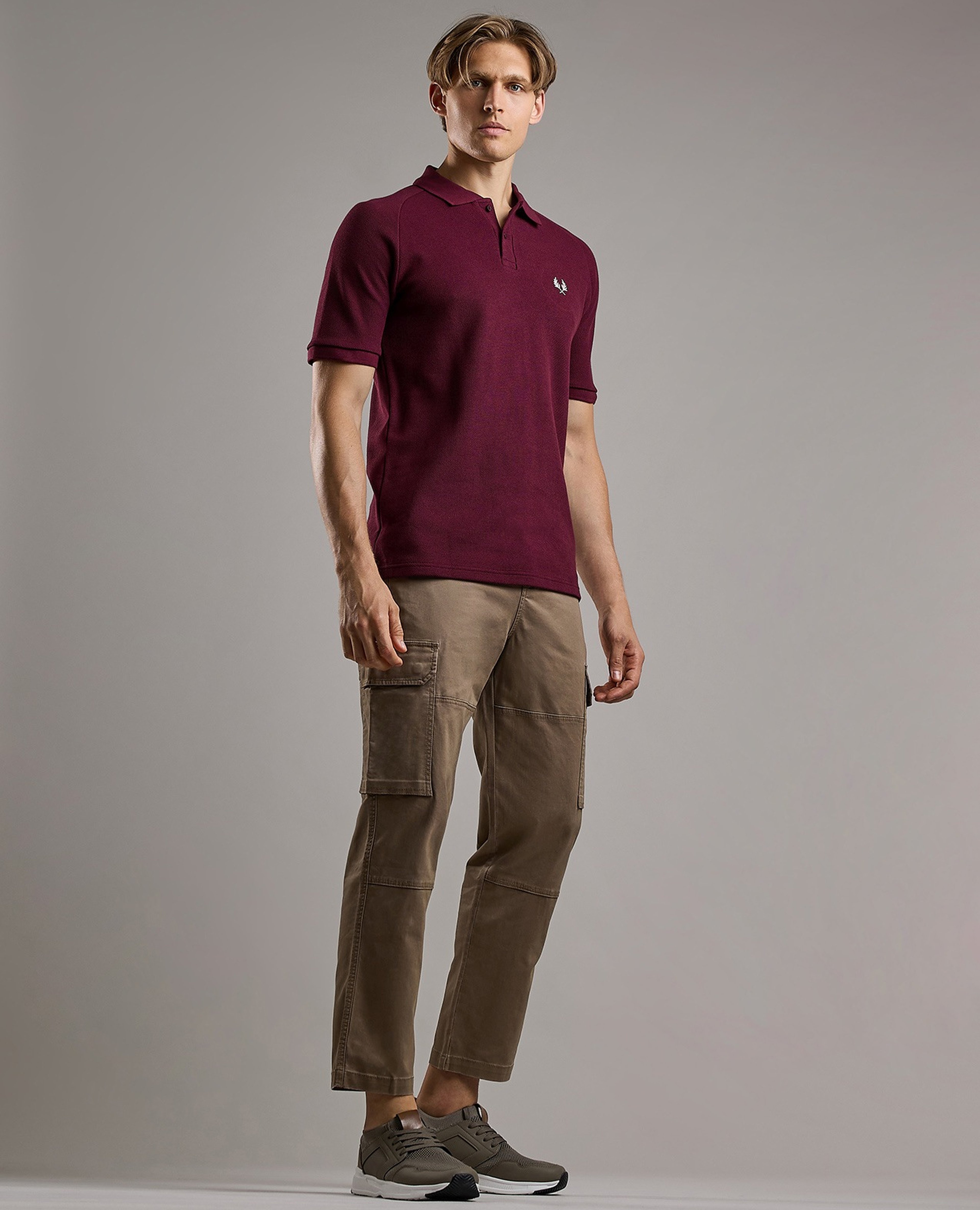 Solid Chinos with Button Closure