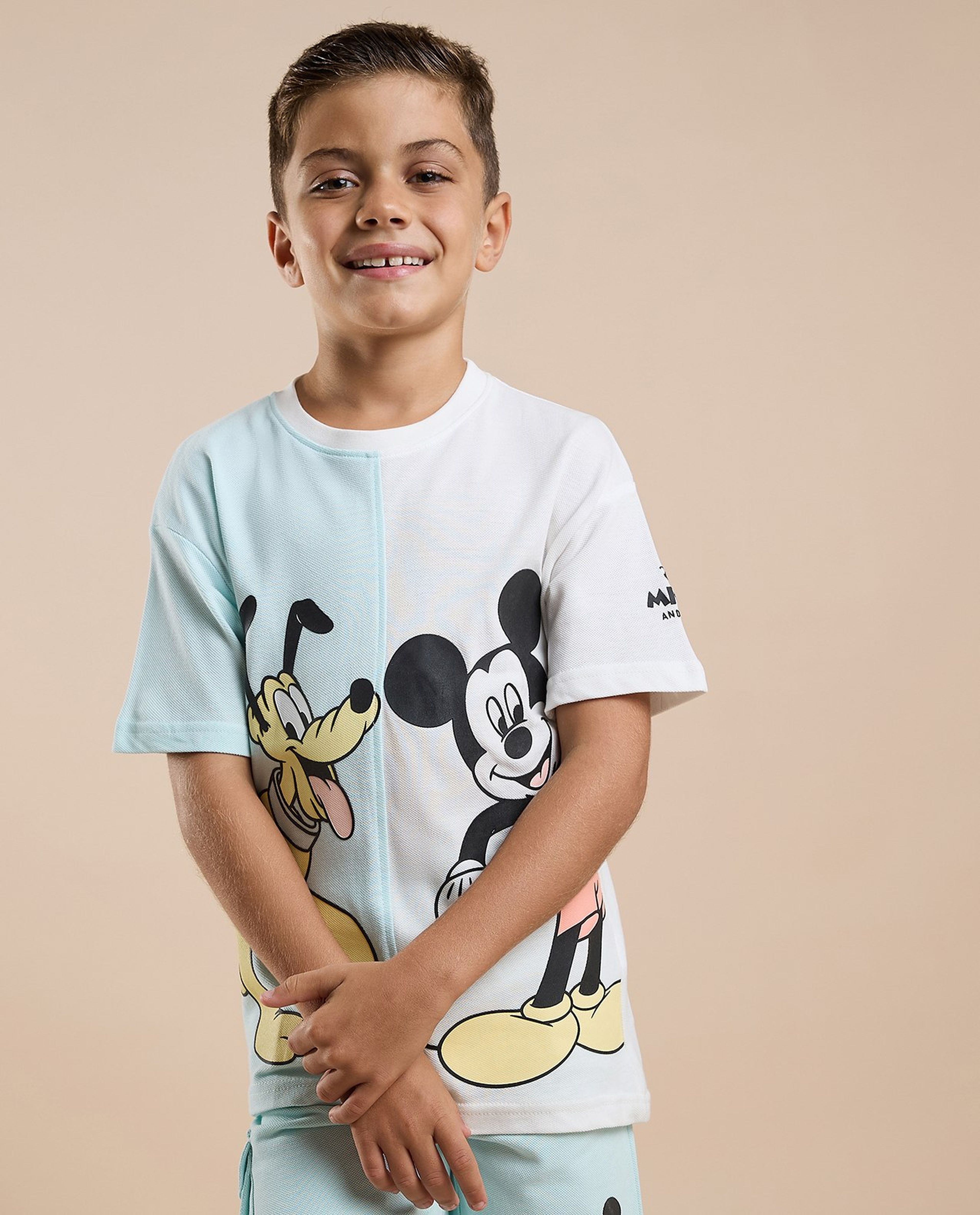 Mickey Mouse Print T-Shirt with Crew Neck and Short Sleeves
