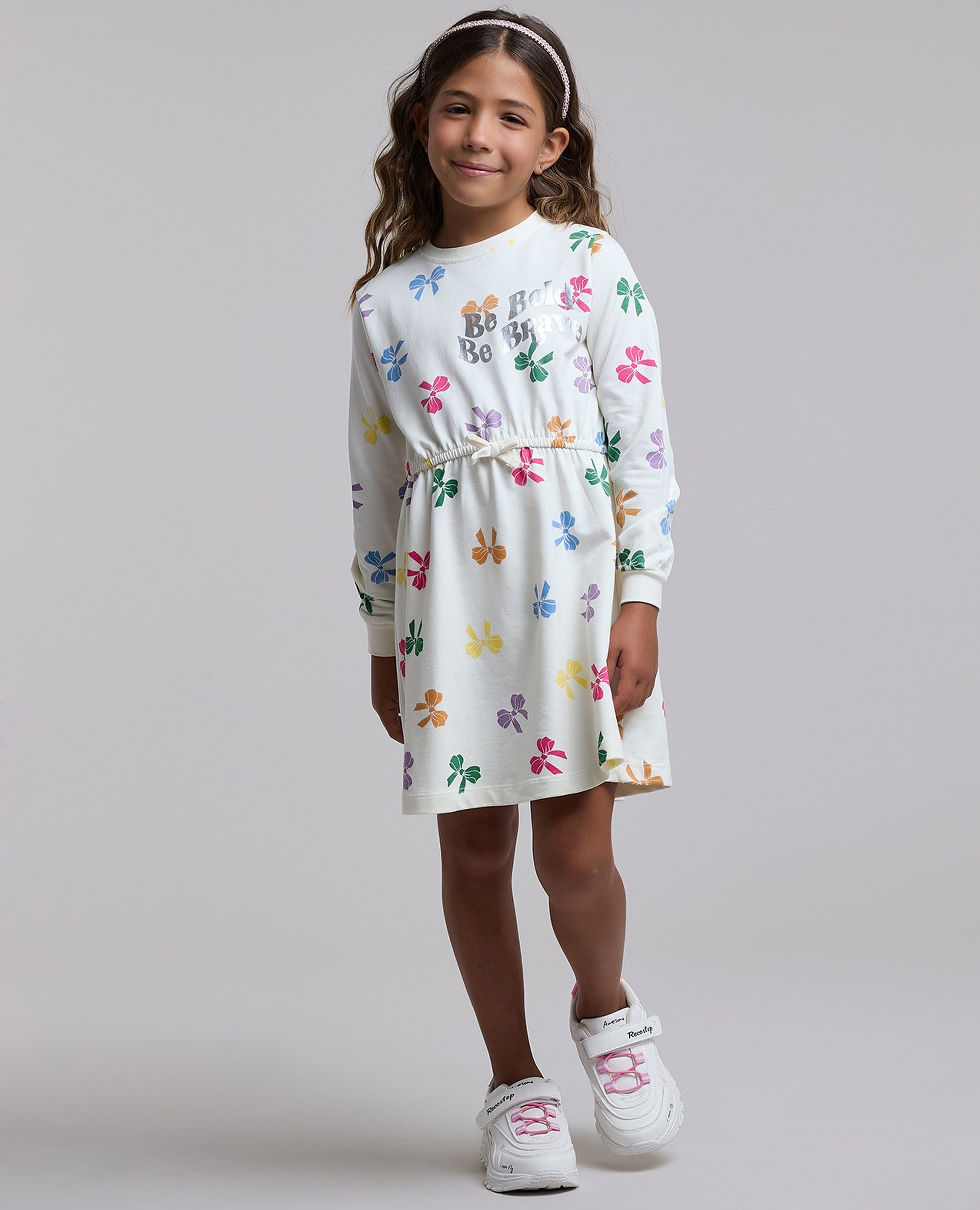 فستان واسع بطبعة برقبة مستديرة وكم طويل