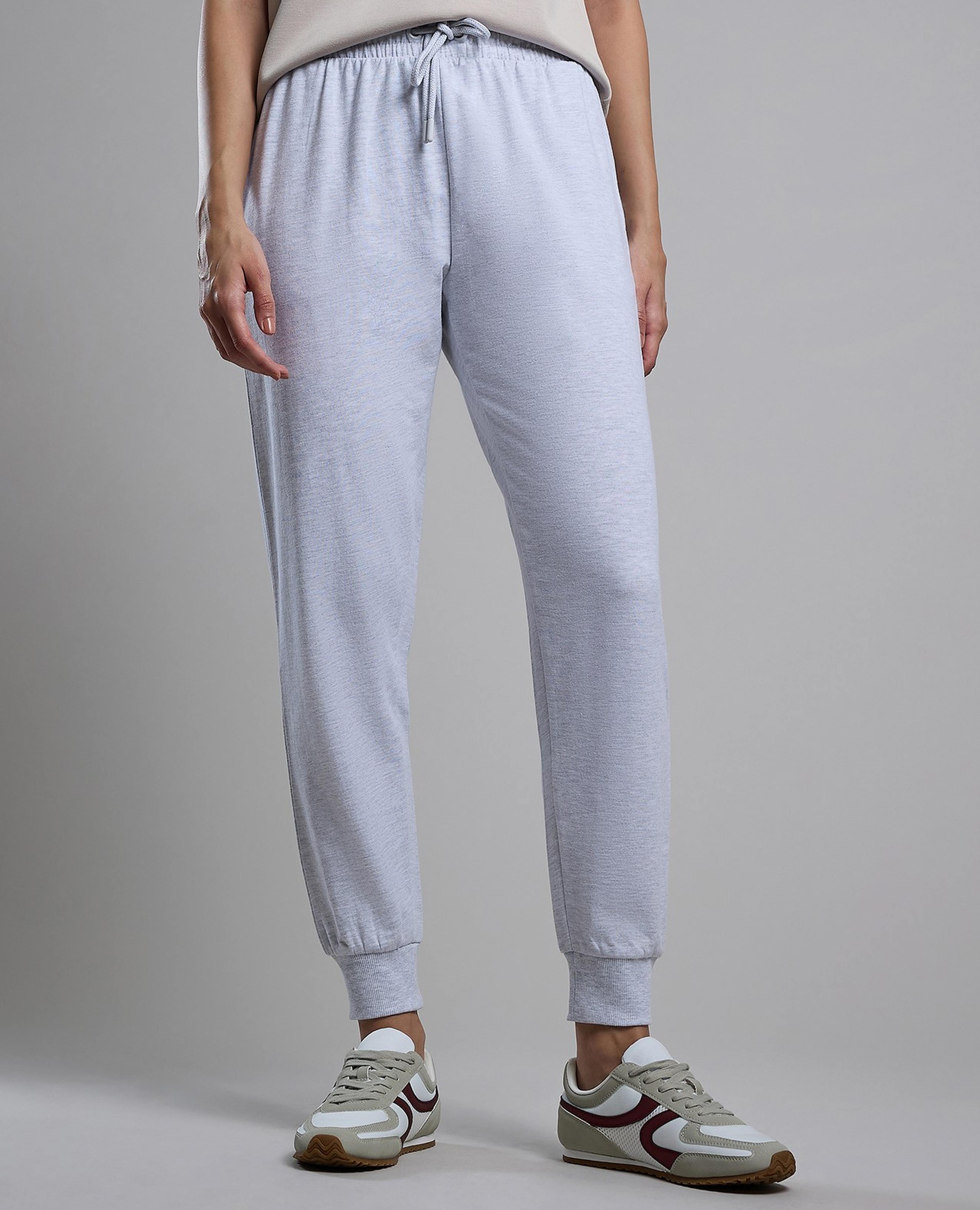 جوغر سادة برباط على الخصر